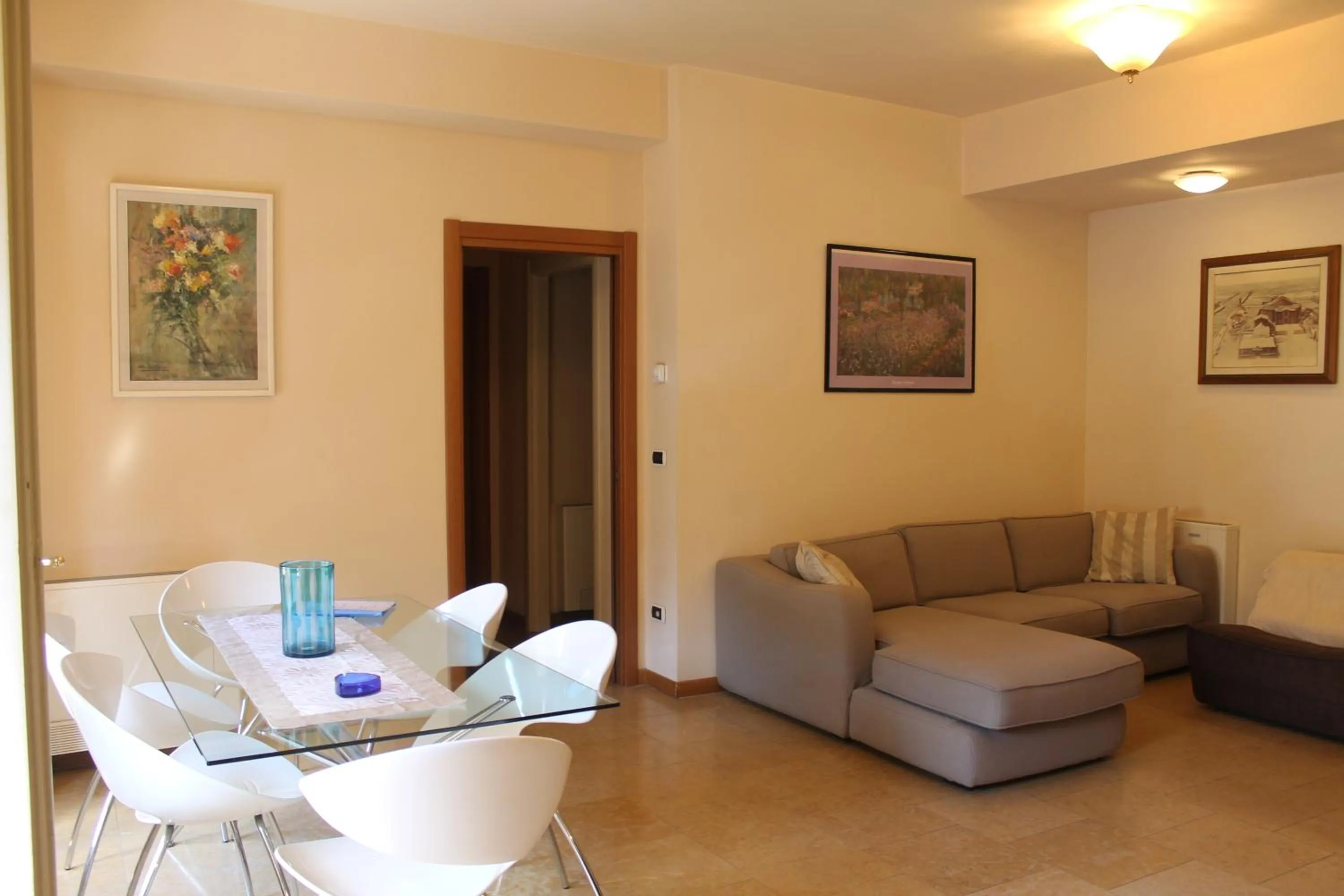 Seating area in Casa Paolina