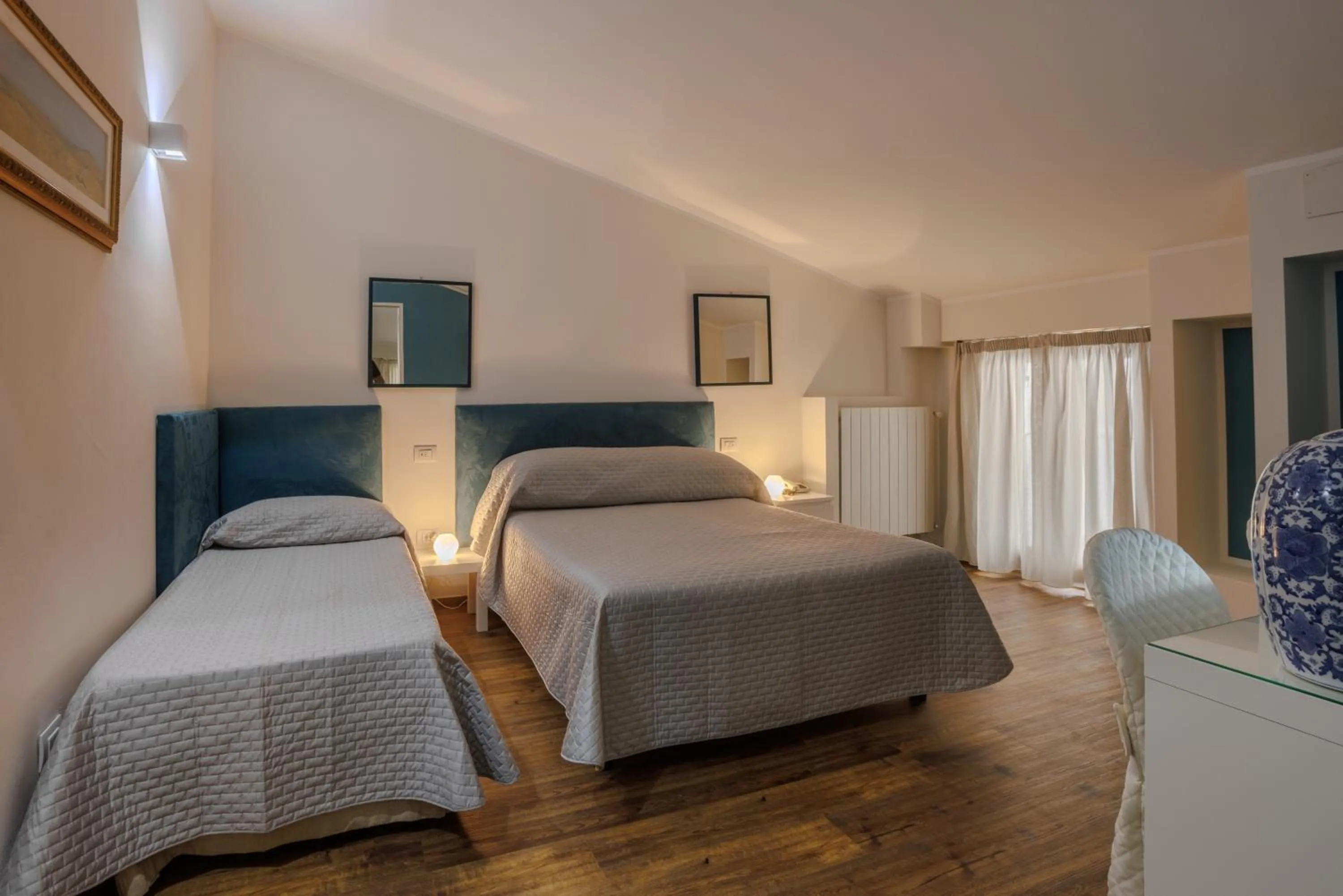 Bed in Albergo Alassio