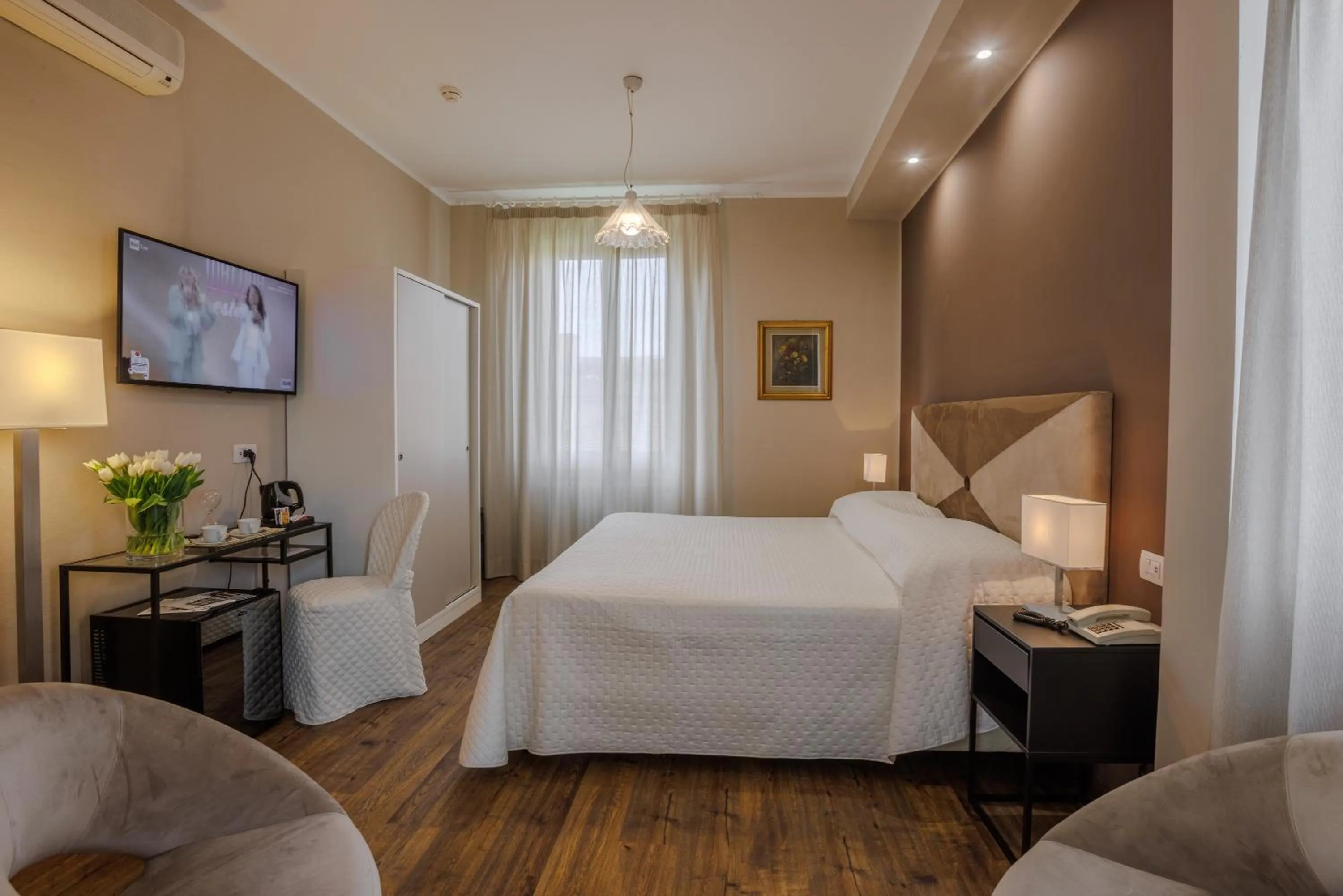 Bed in Albergo Alassio