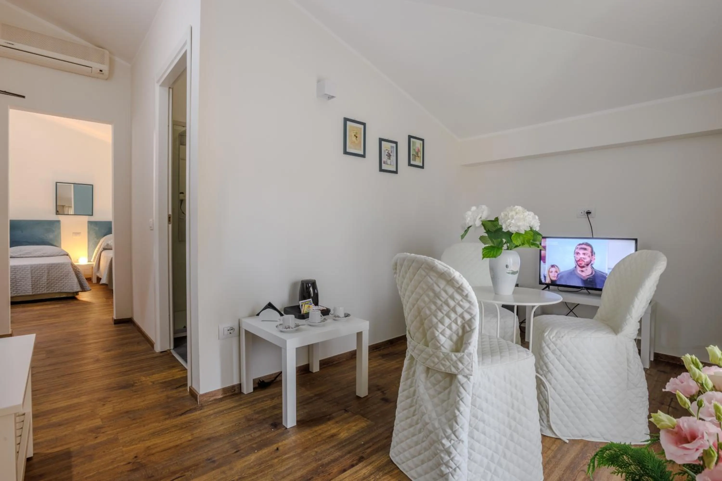 Bed in Albergo Alassio