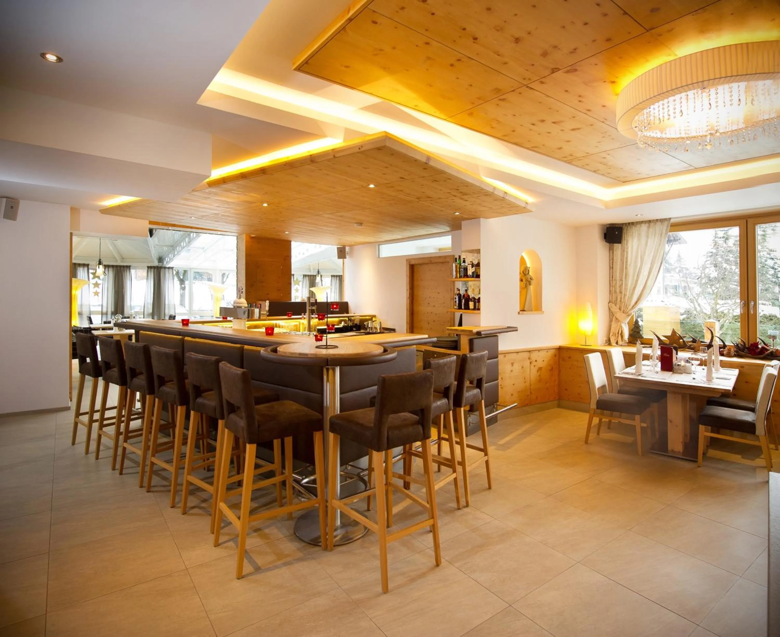 Restaurant/places to eat in Hotel Alpina