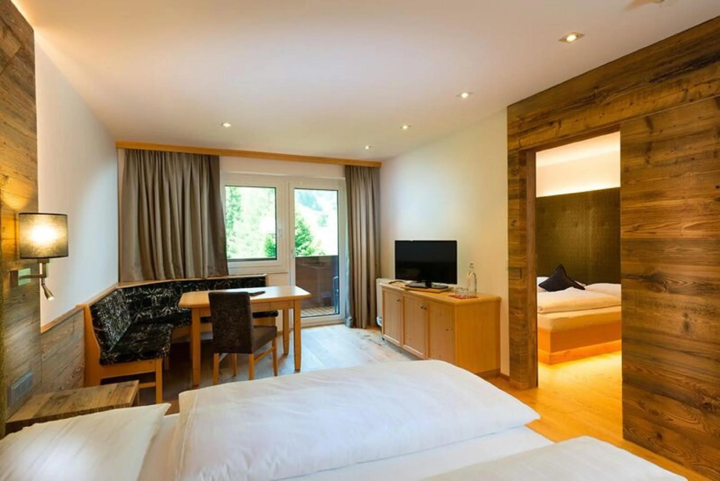 Other, Bed in Hotel Alpina