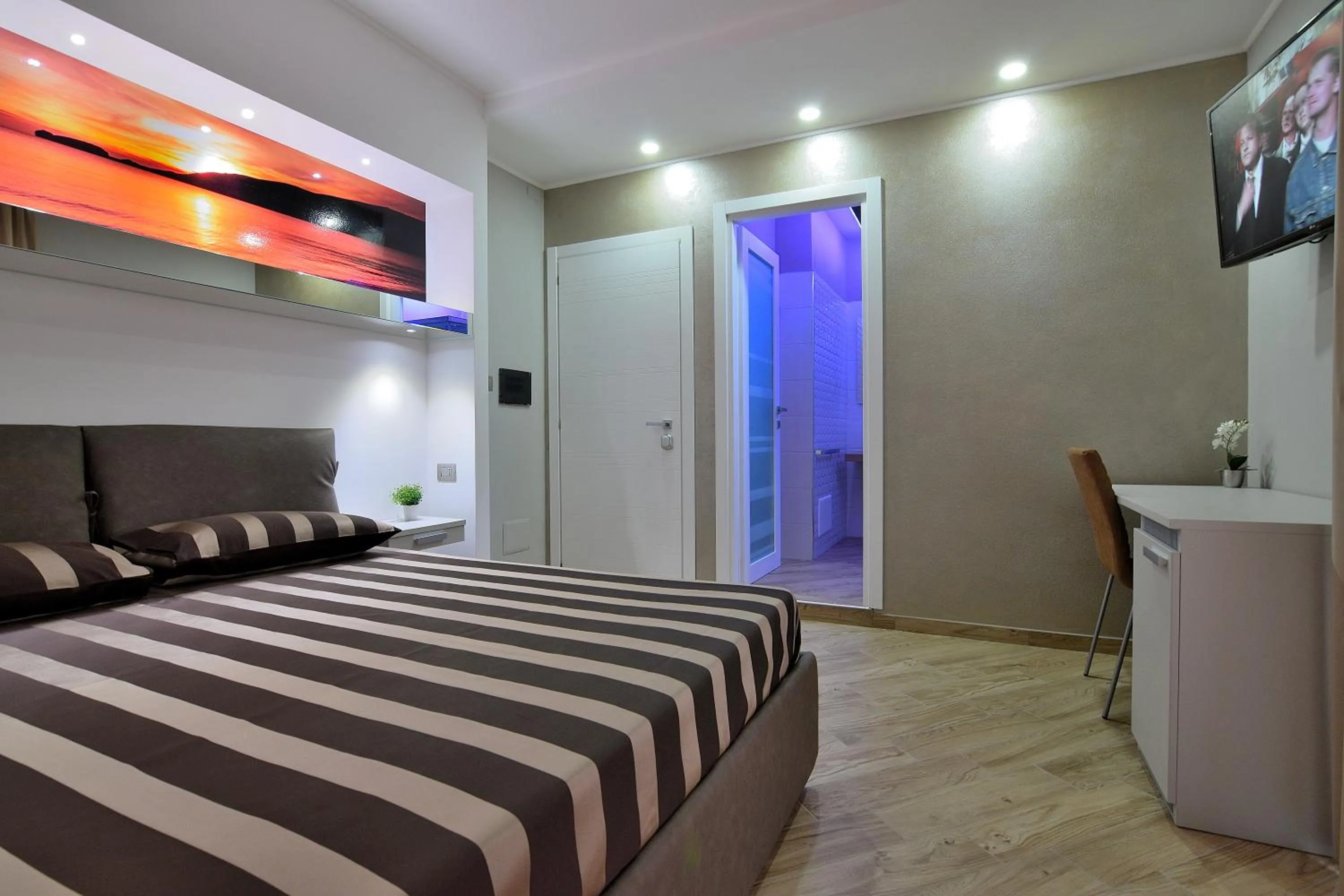 Photo of the whole room, Bed in Starry Sky Charming House