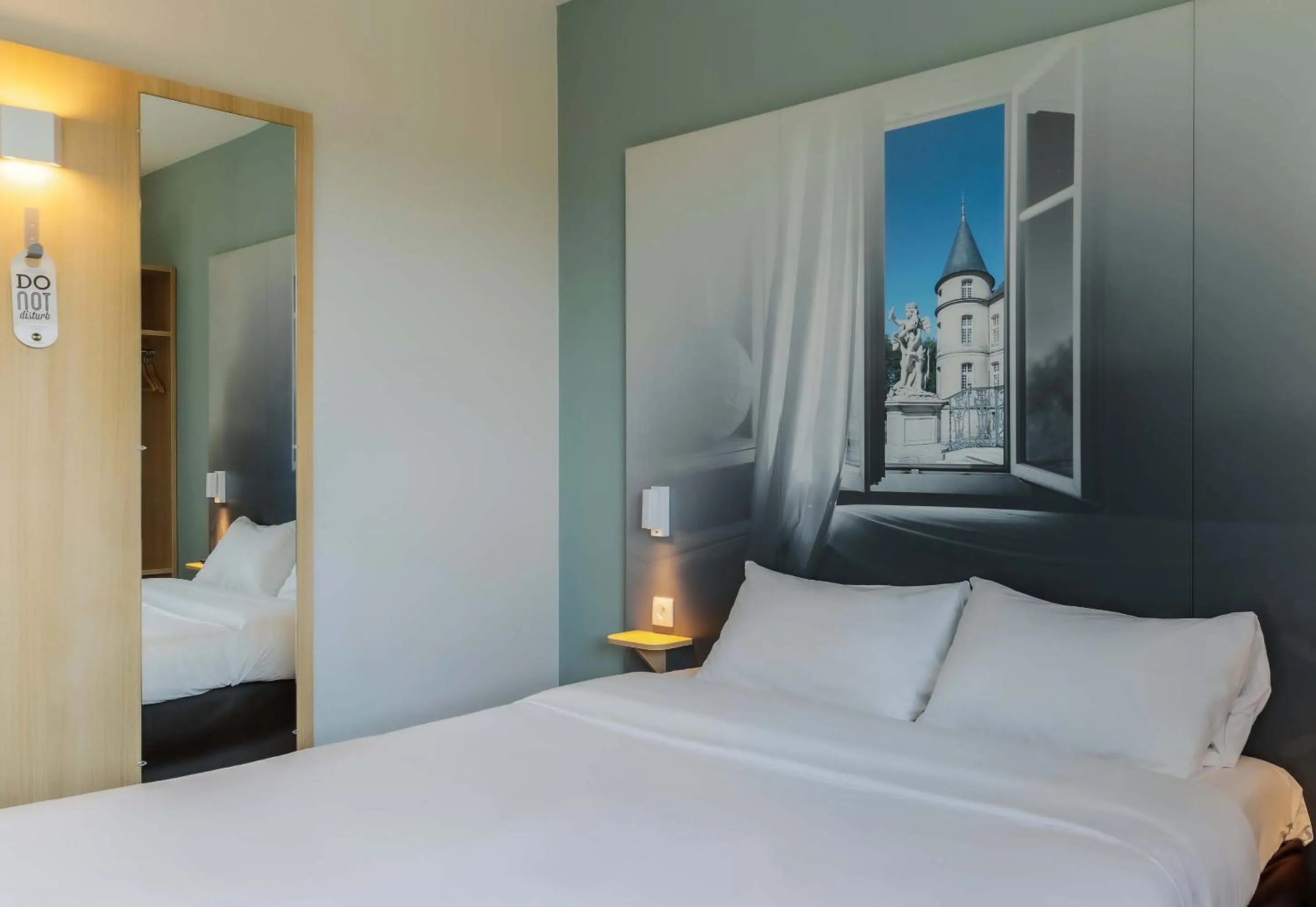 Bedroom, Bed in B&B HOTEL Longwy Porte du Luxembourg