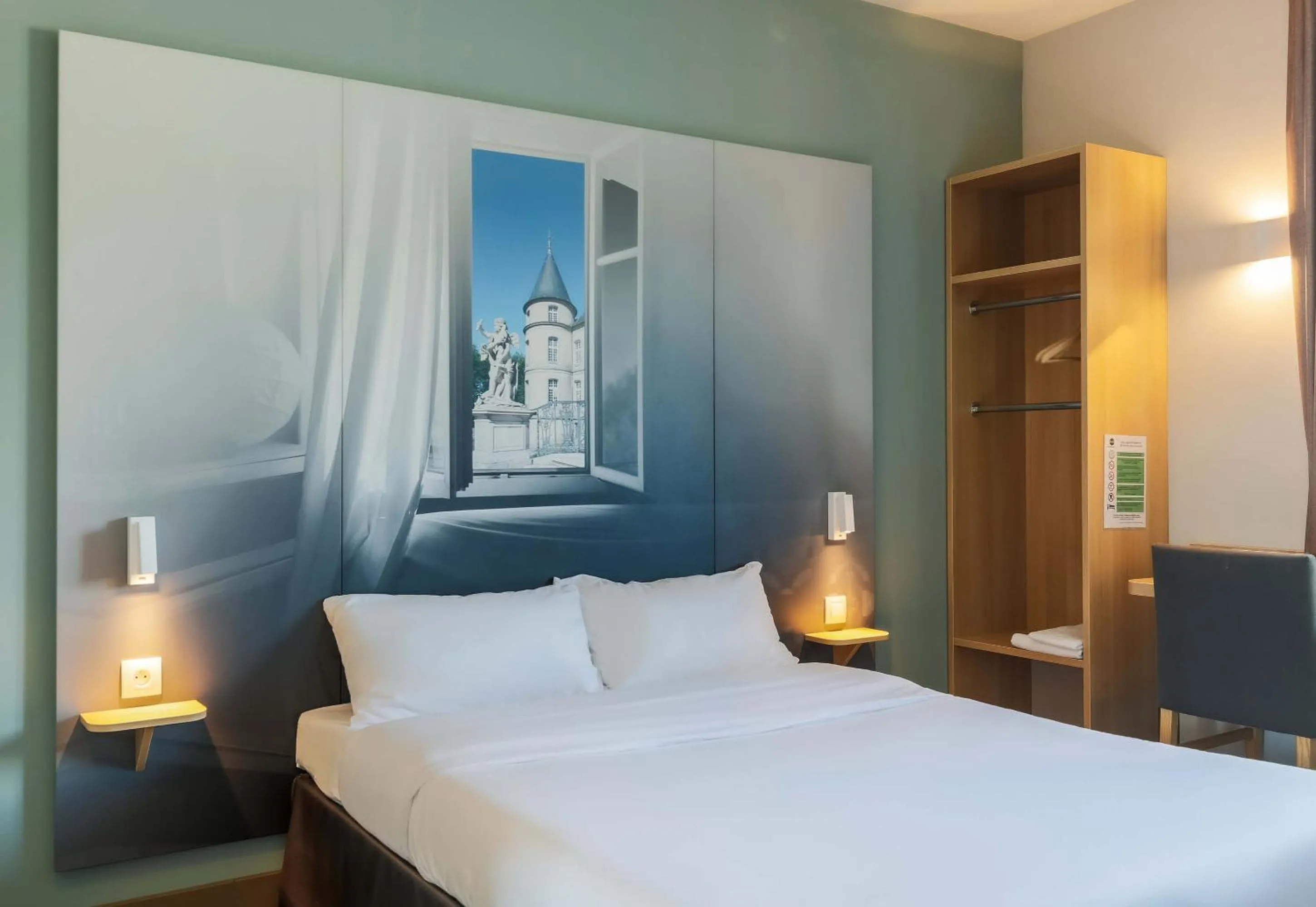 Bedroom, Bed in B&B HOTEL Longwy Porte du Luxembourg