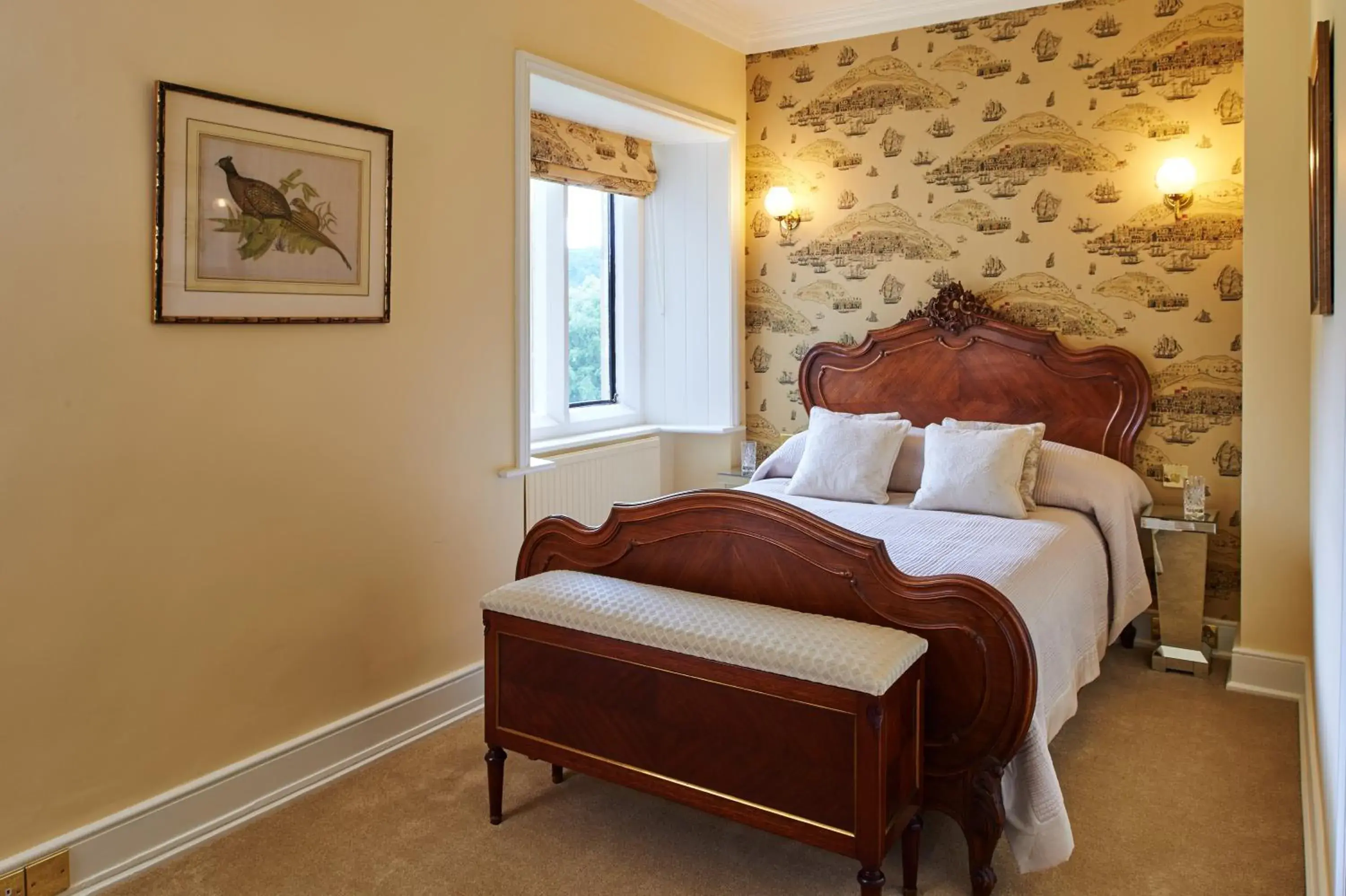 Turret Room in Palé Hall Turret Room in Palé Hall