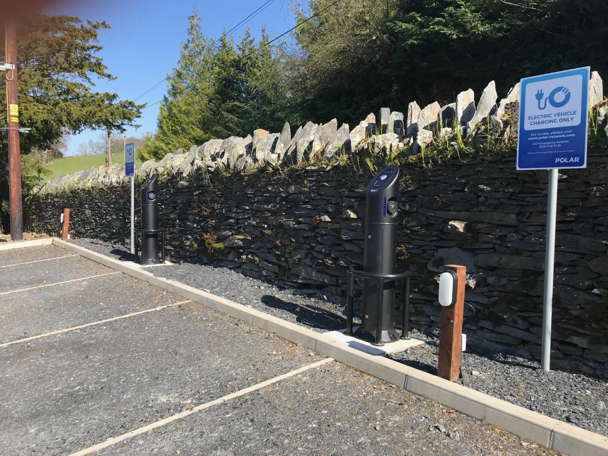 Parking in Palé Hall