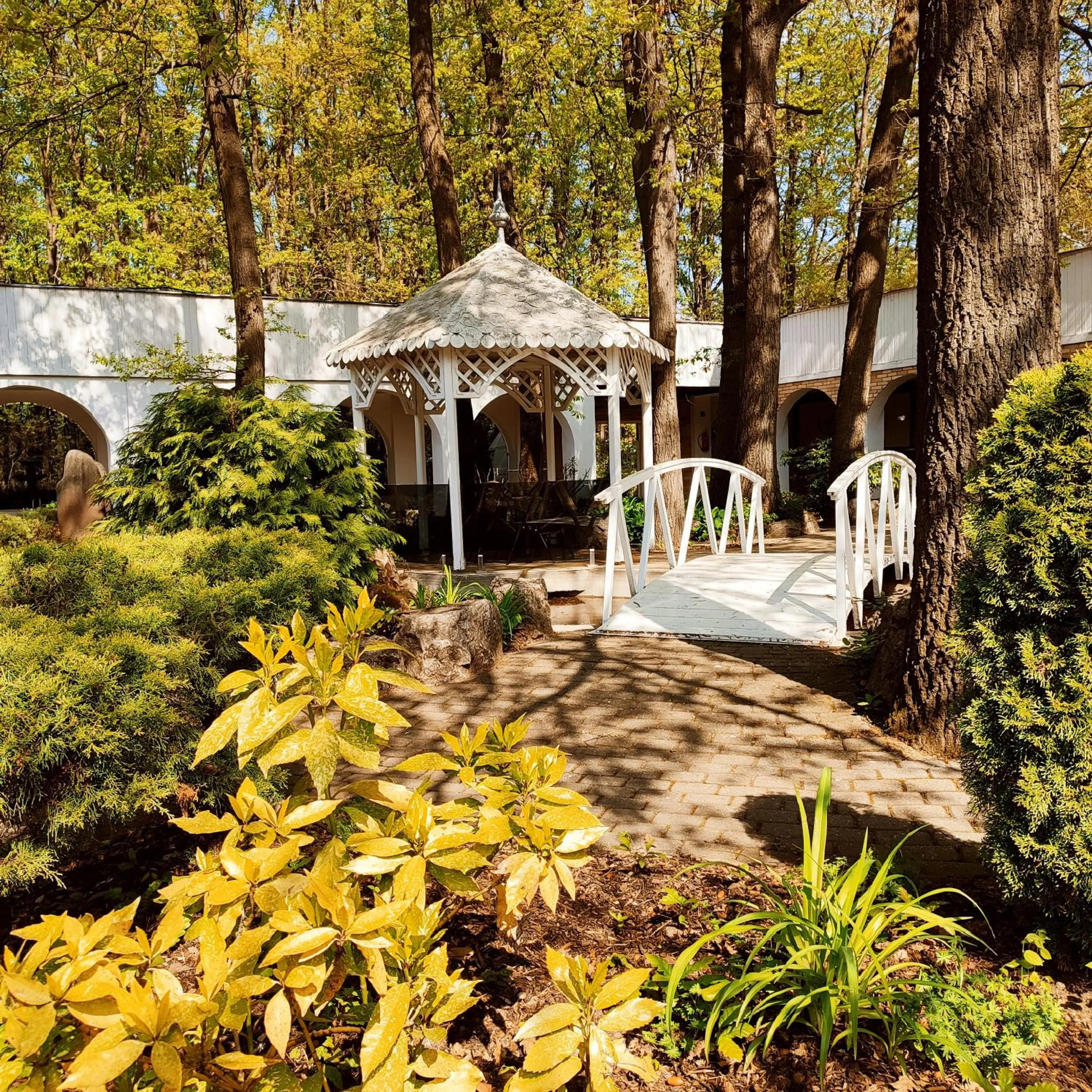 Garden in Öreg-tó Hotel és Rendezvénytér