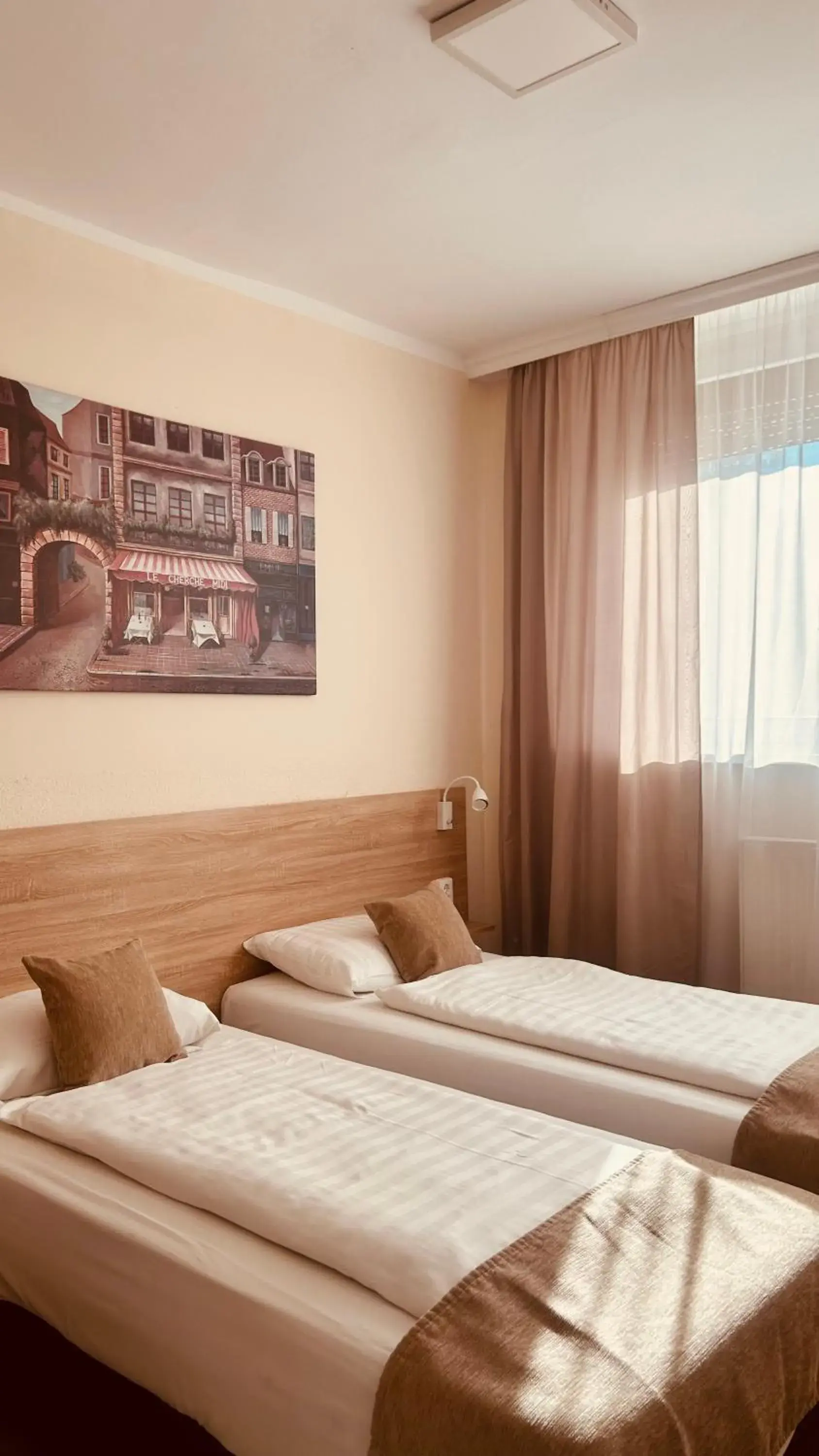 Superior Twin Room in Öreg-tó Hotel és Rendezvénytér Superior Twin Room in Öreg-tó Hotel és Rendezvénytér