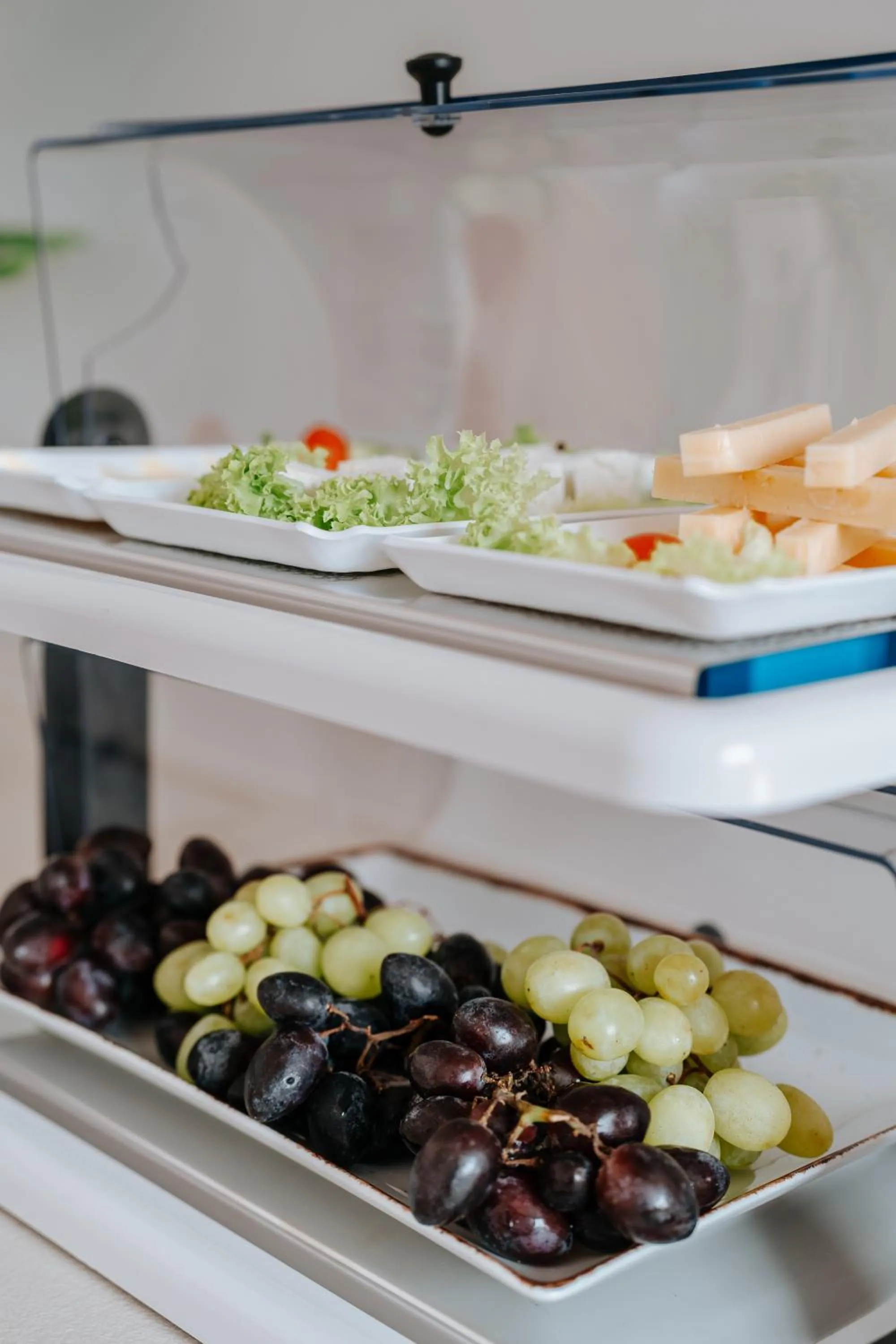 Breakfast in Margarenia