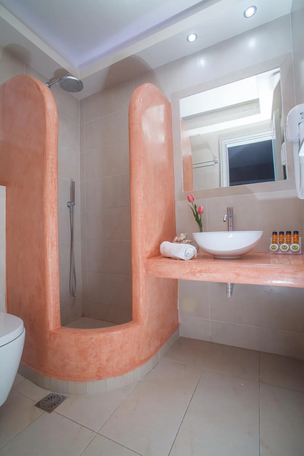 Bathroom in Margarenia