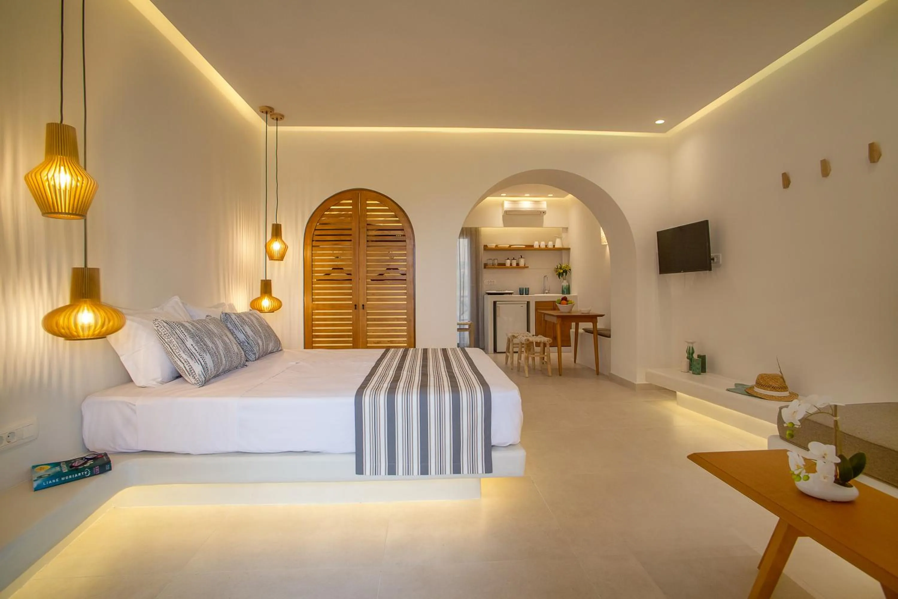 Photo of the whole room, Bed in Margarenia