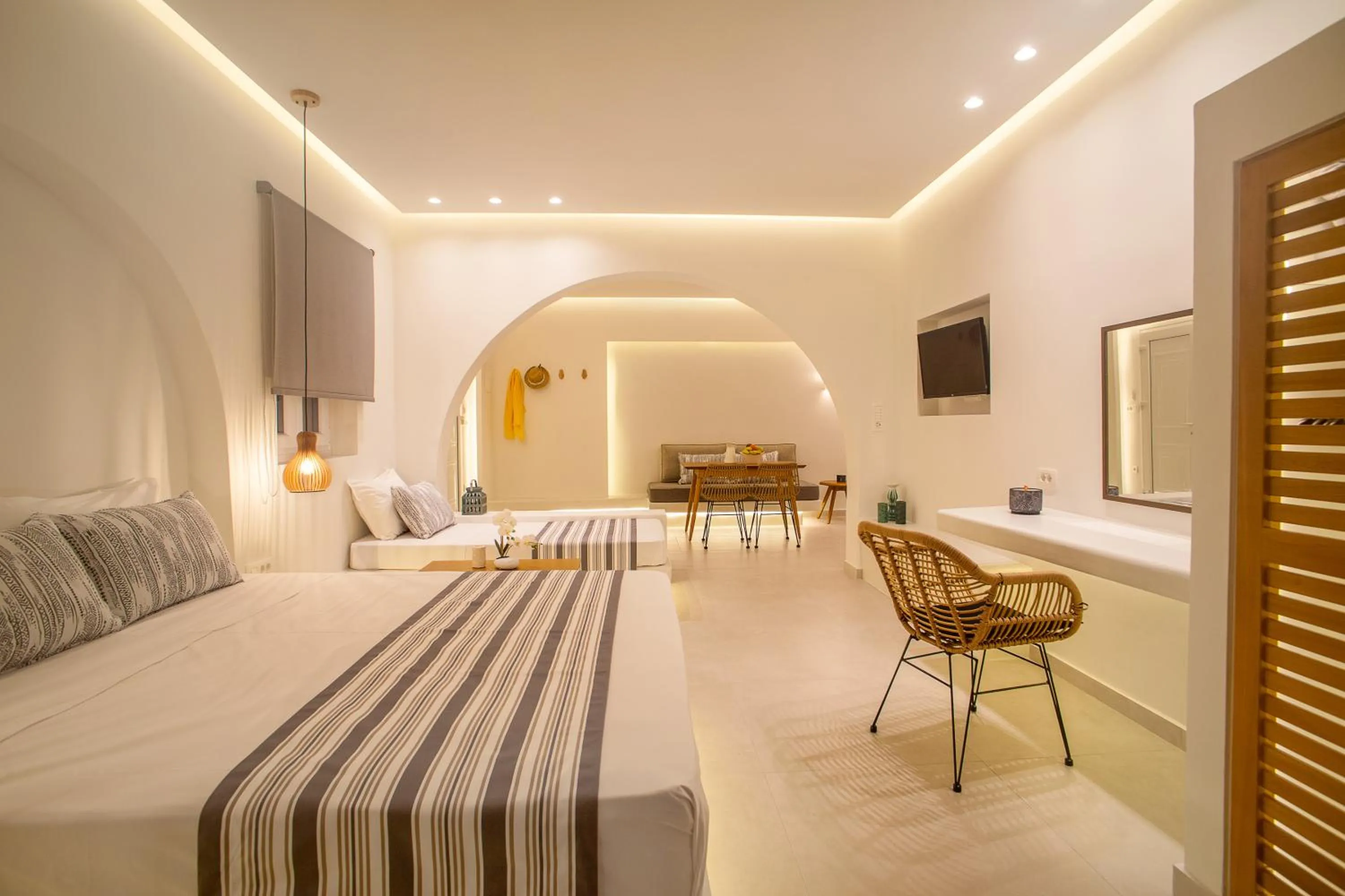 Photo of the whole room, Bed in Margarenia