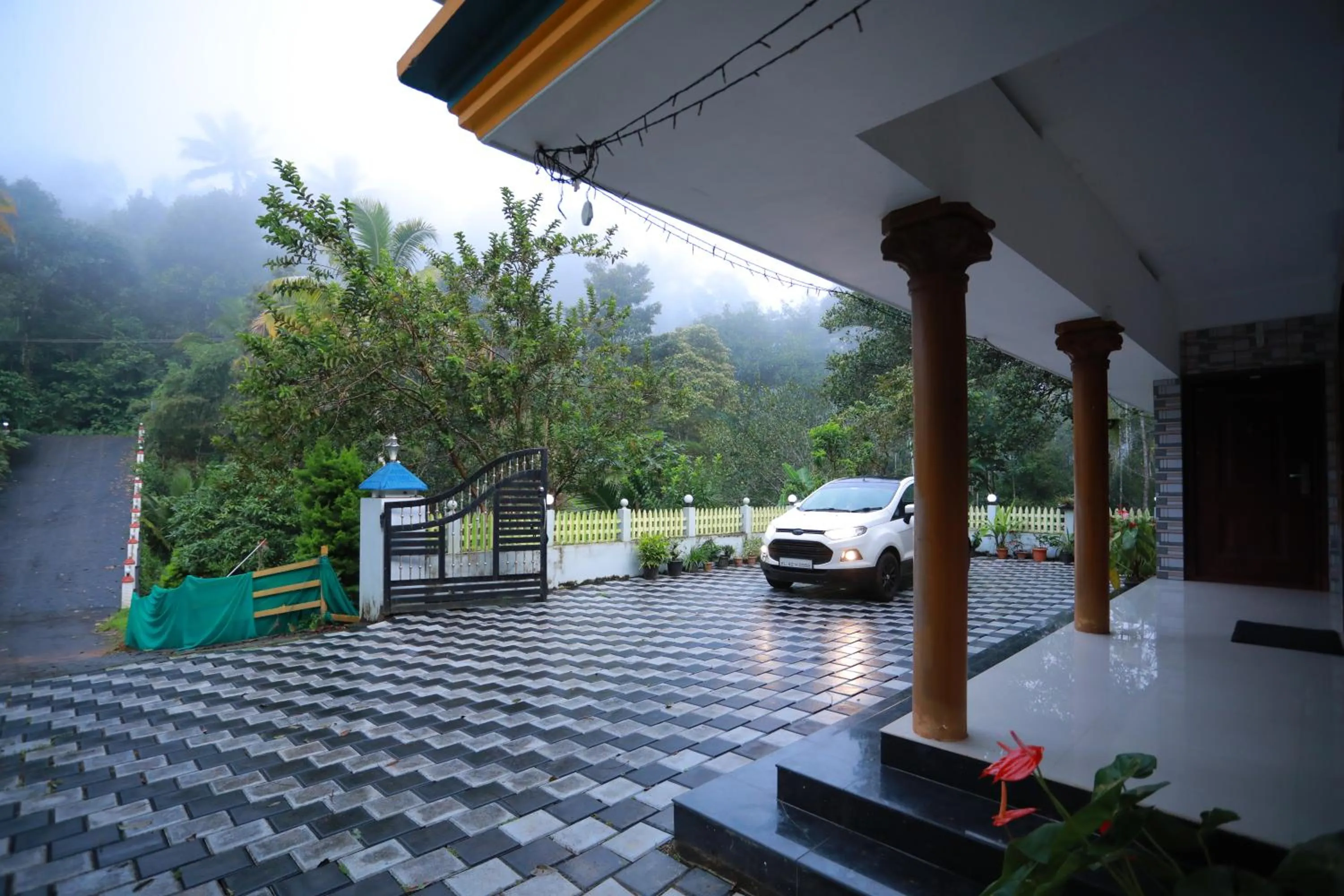 Facade/entrance in Arabian Nights Munnar Pool Villa