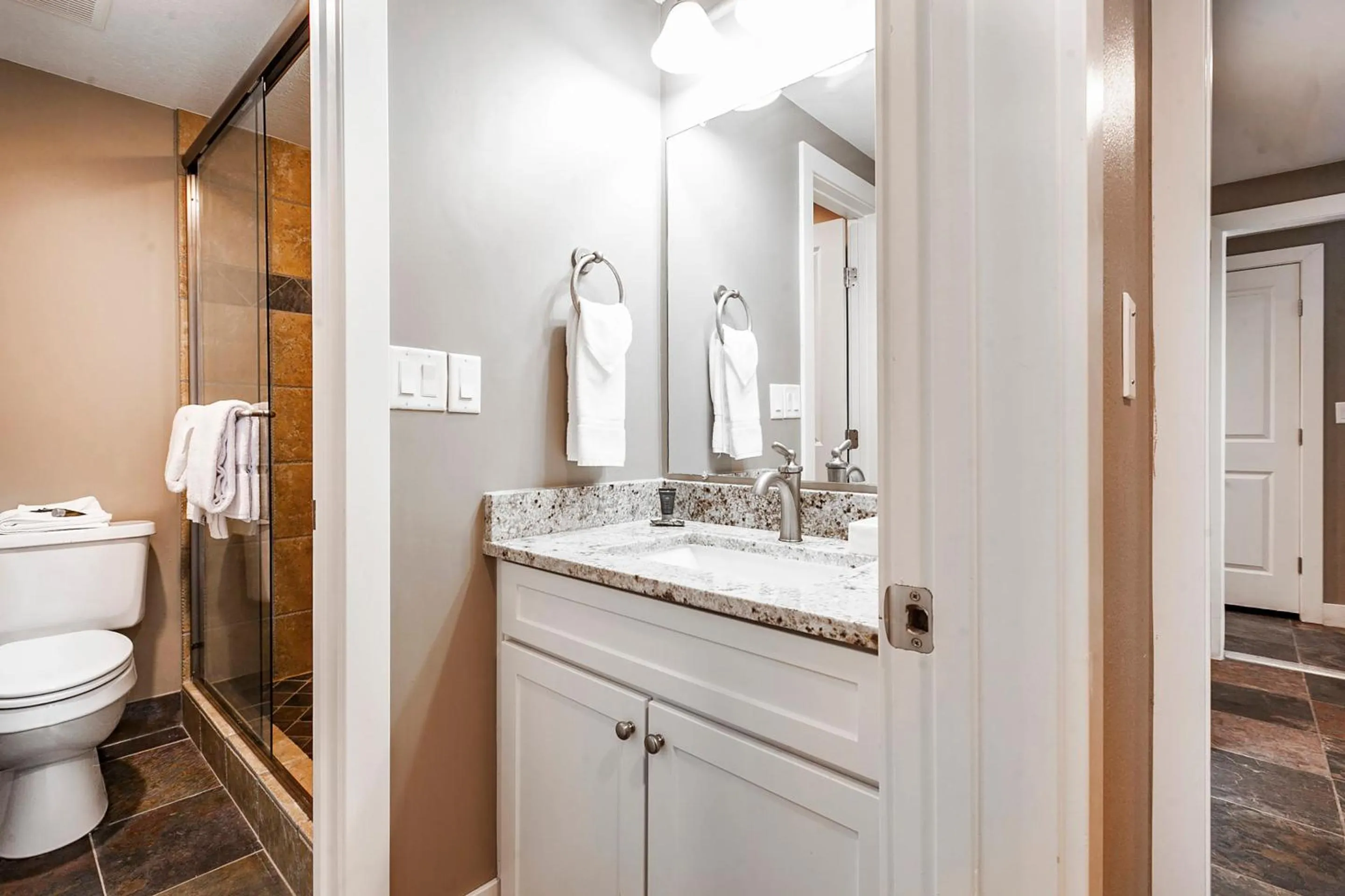 Shower in Shadow Ridge by All Seasons Resort Lodging