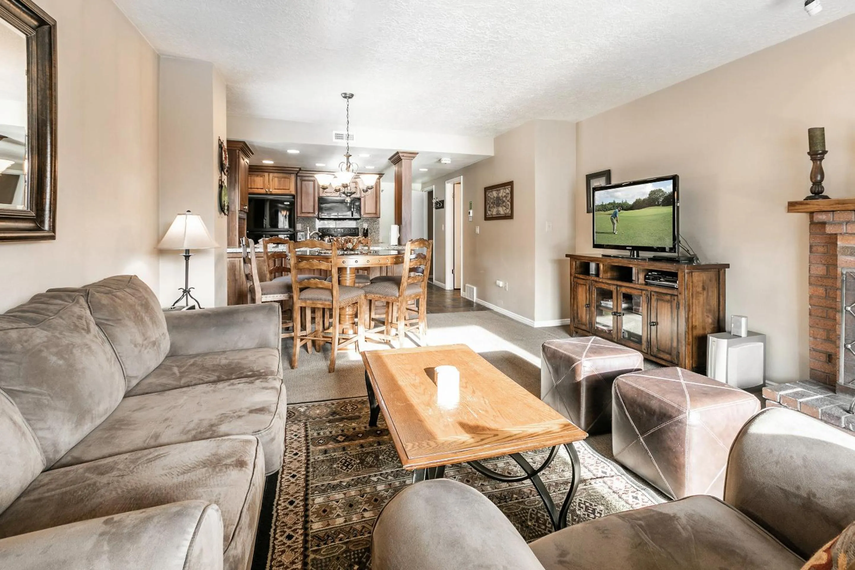 Living room in Shadow Ridge by All Seasons Resort Lodging