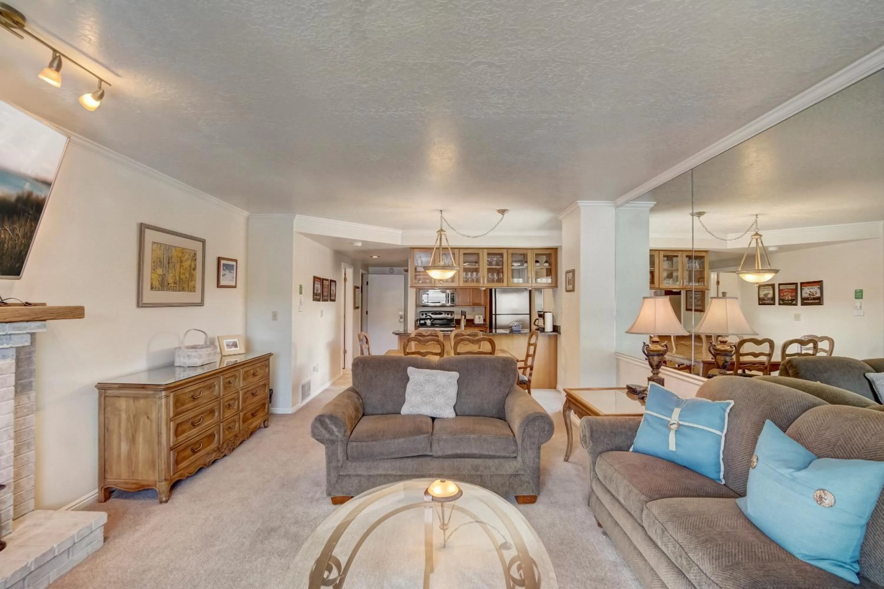 Living room in Shadow Ridge by All Seasons Resort Lodging