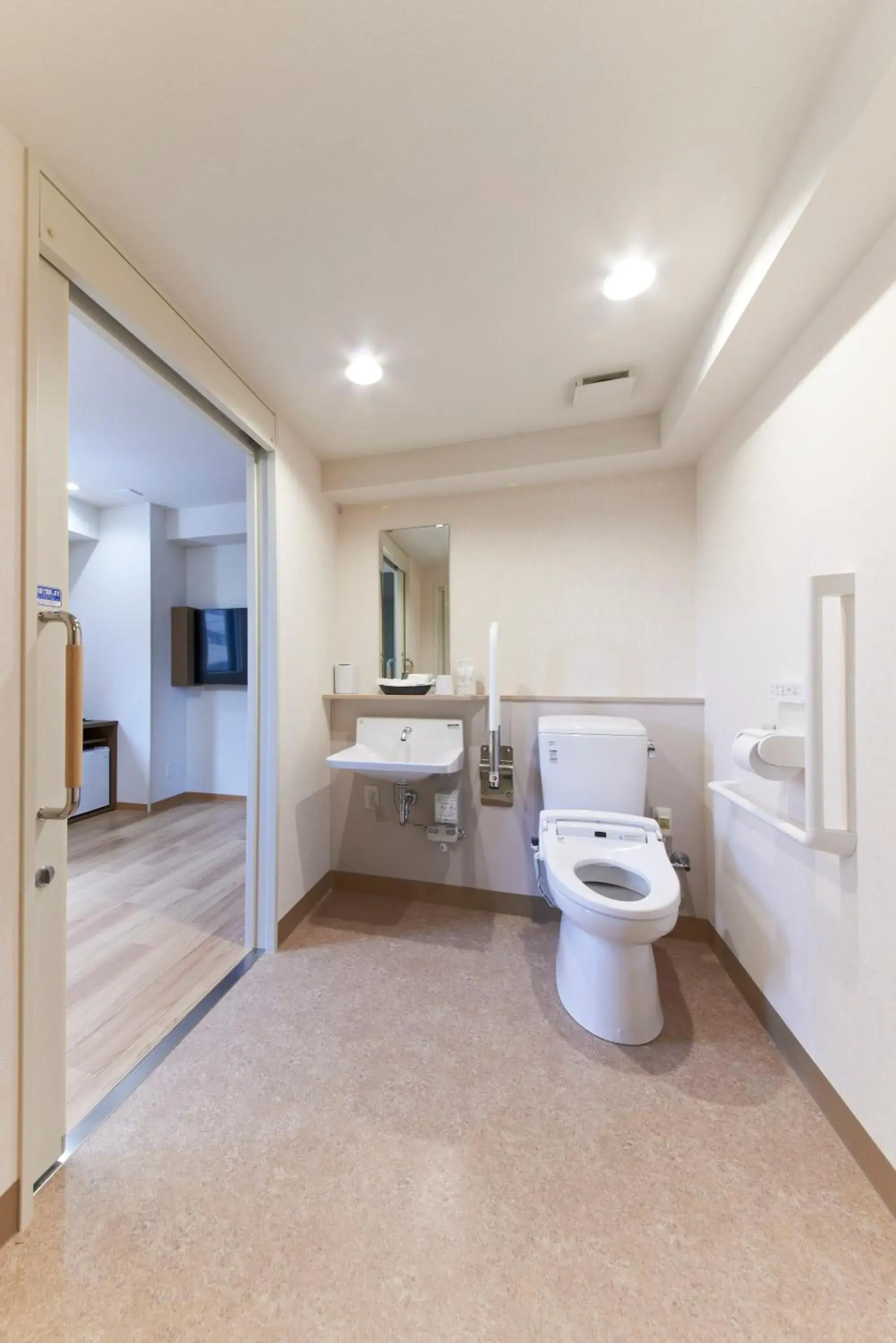 Double Room with Private Bathroom in Hotel Sun Clover Koshigaya Eki mae Double Room with Private Bathroom in Hotel Sun Clover Koshigaya Eki mae