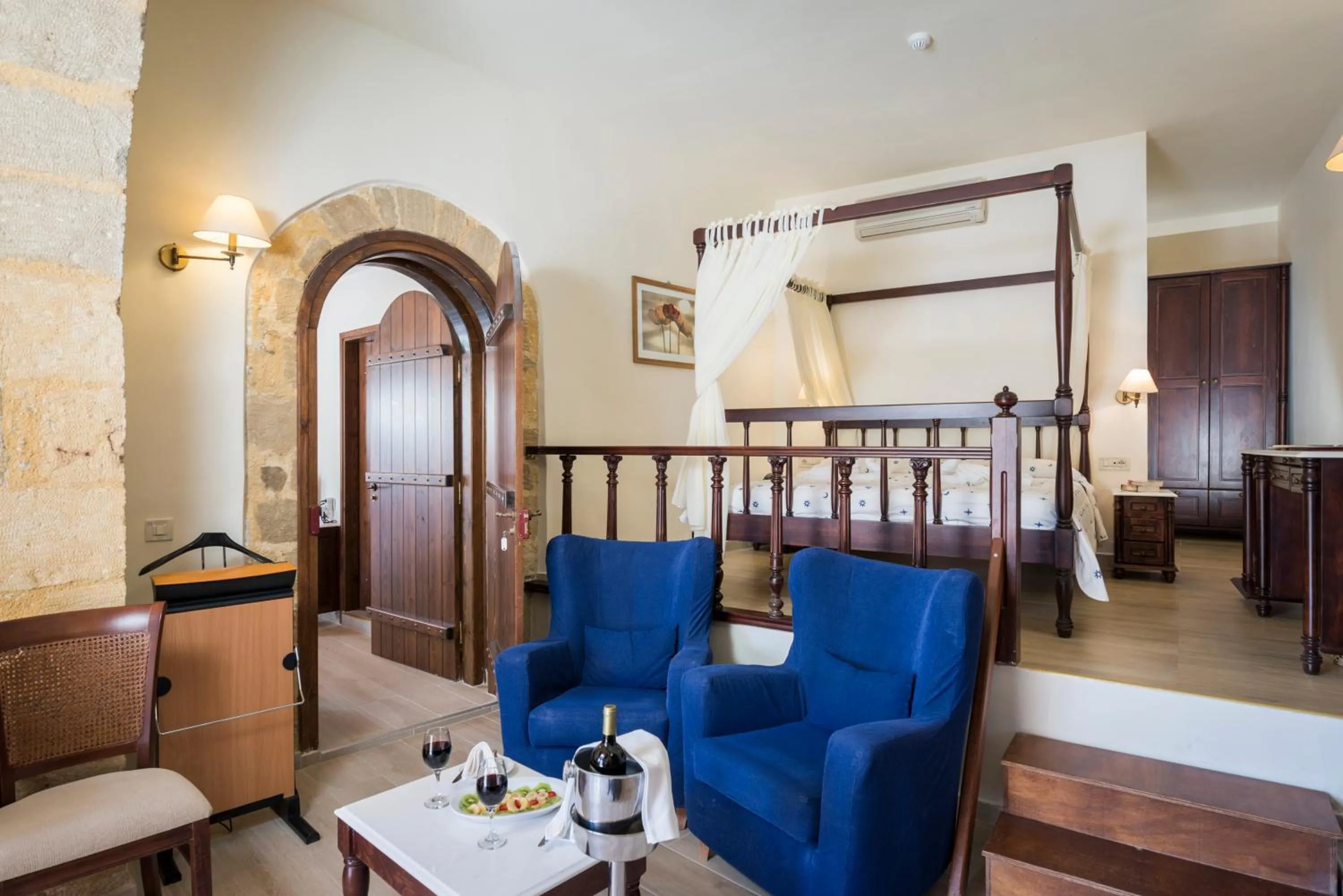 Bed in Spilia Village Hotel & Villas