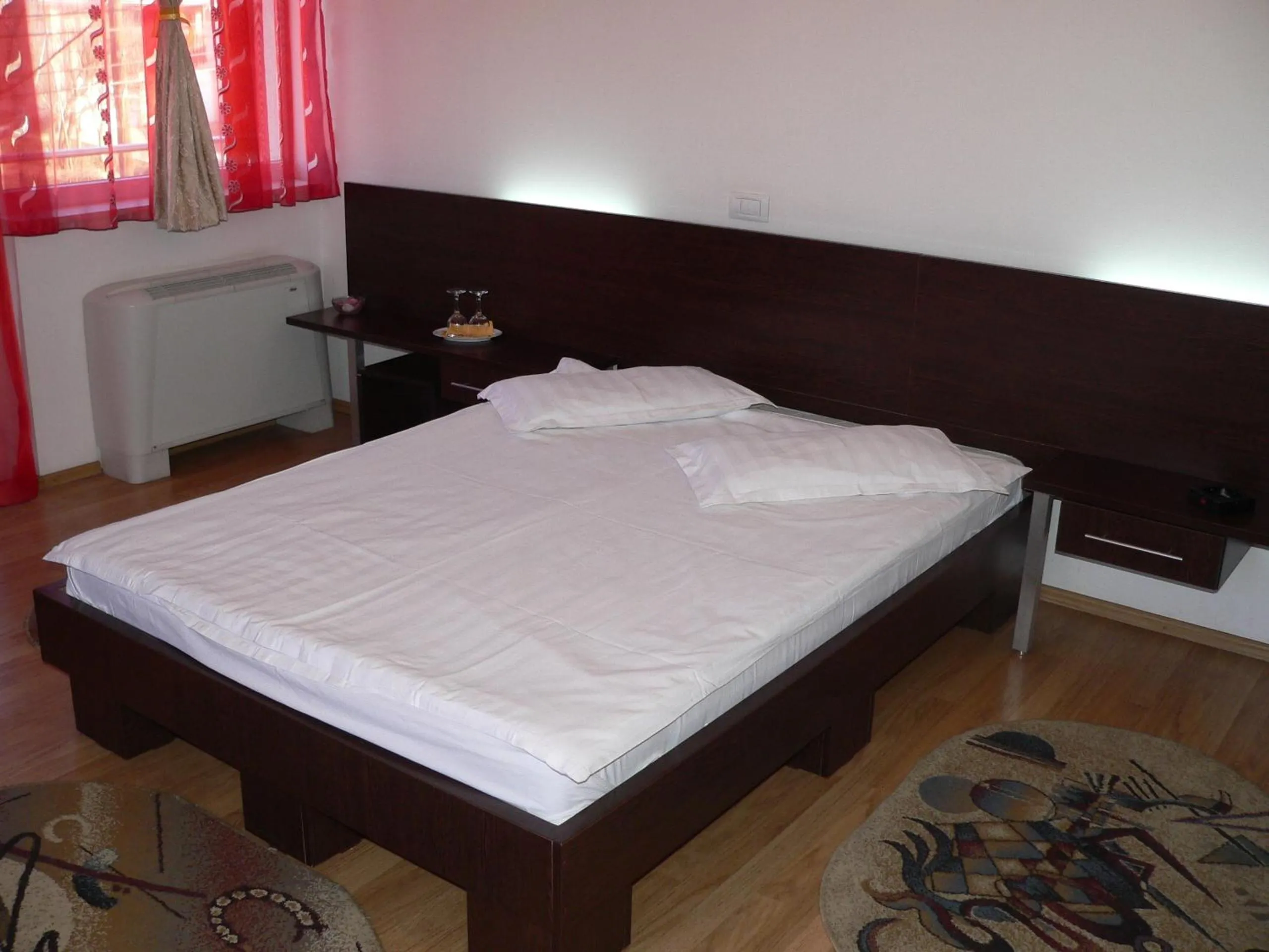 Photo of the whole room, Bed in Villa Grande