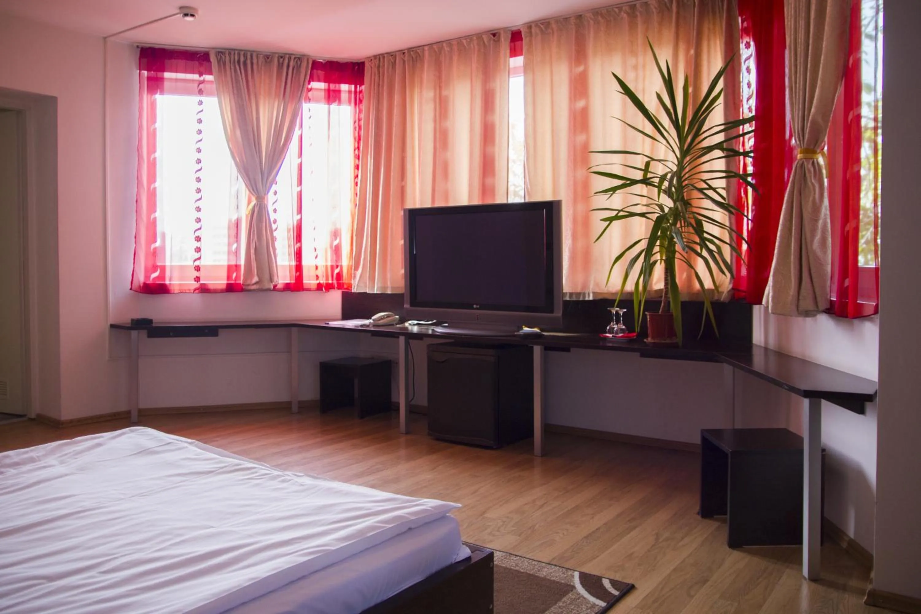 Photo of the whole room, Bed in Villa Grande