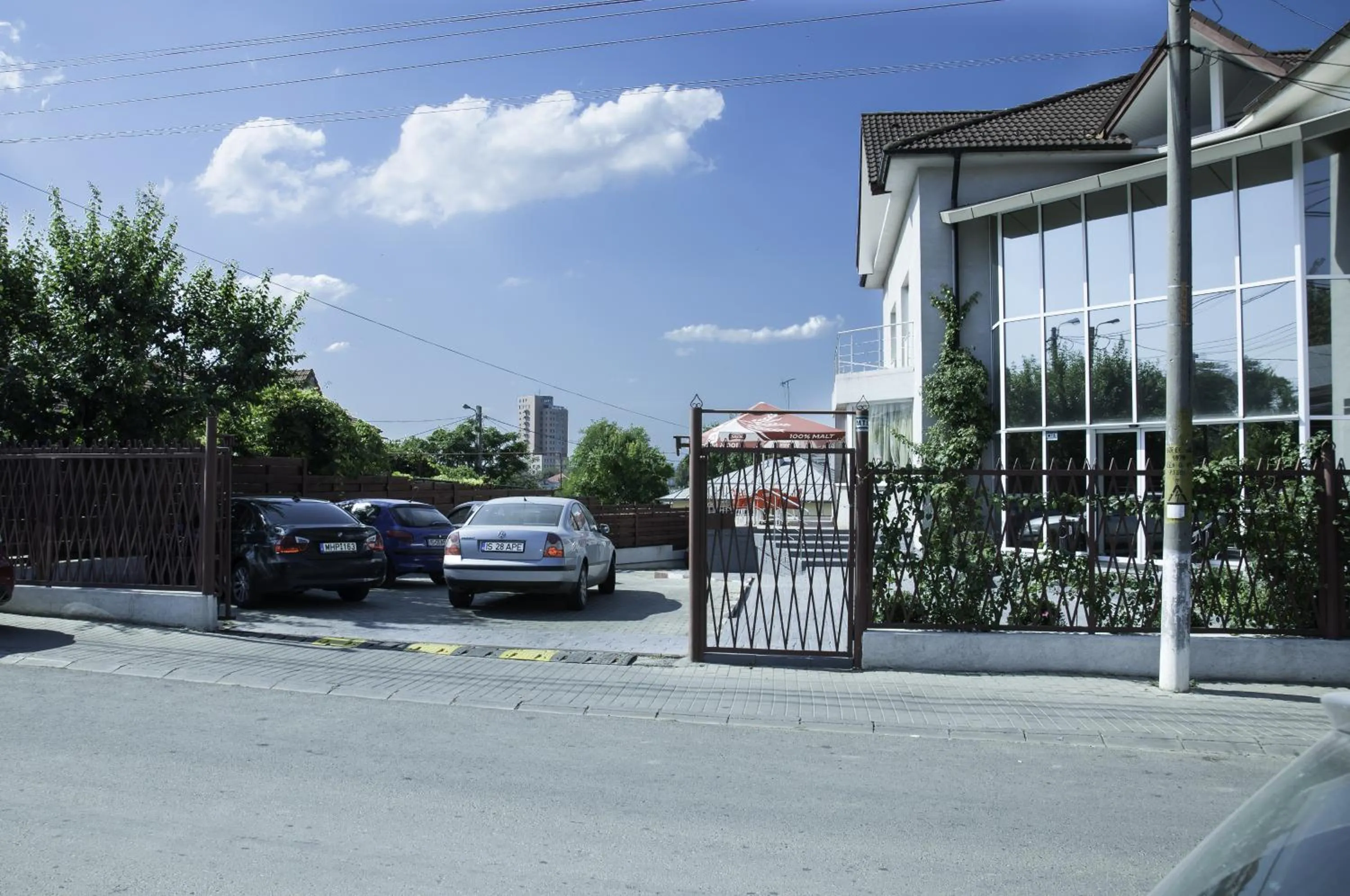 Facade/entrance in Villa Grande