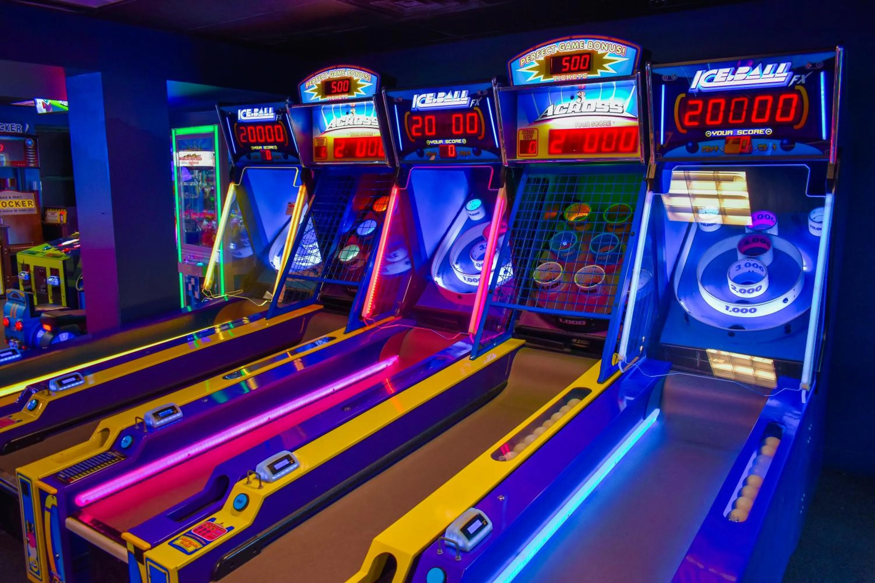 Game Room in Six Flags Great Escape Lodge & Indoor Waterpark