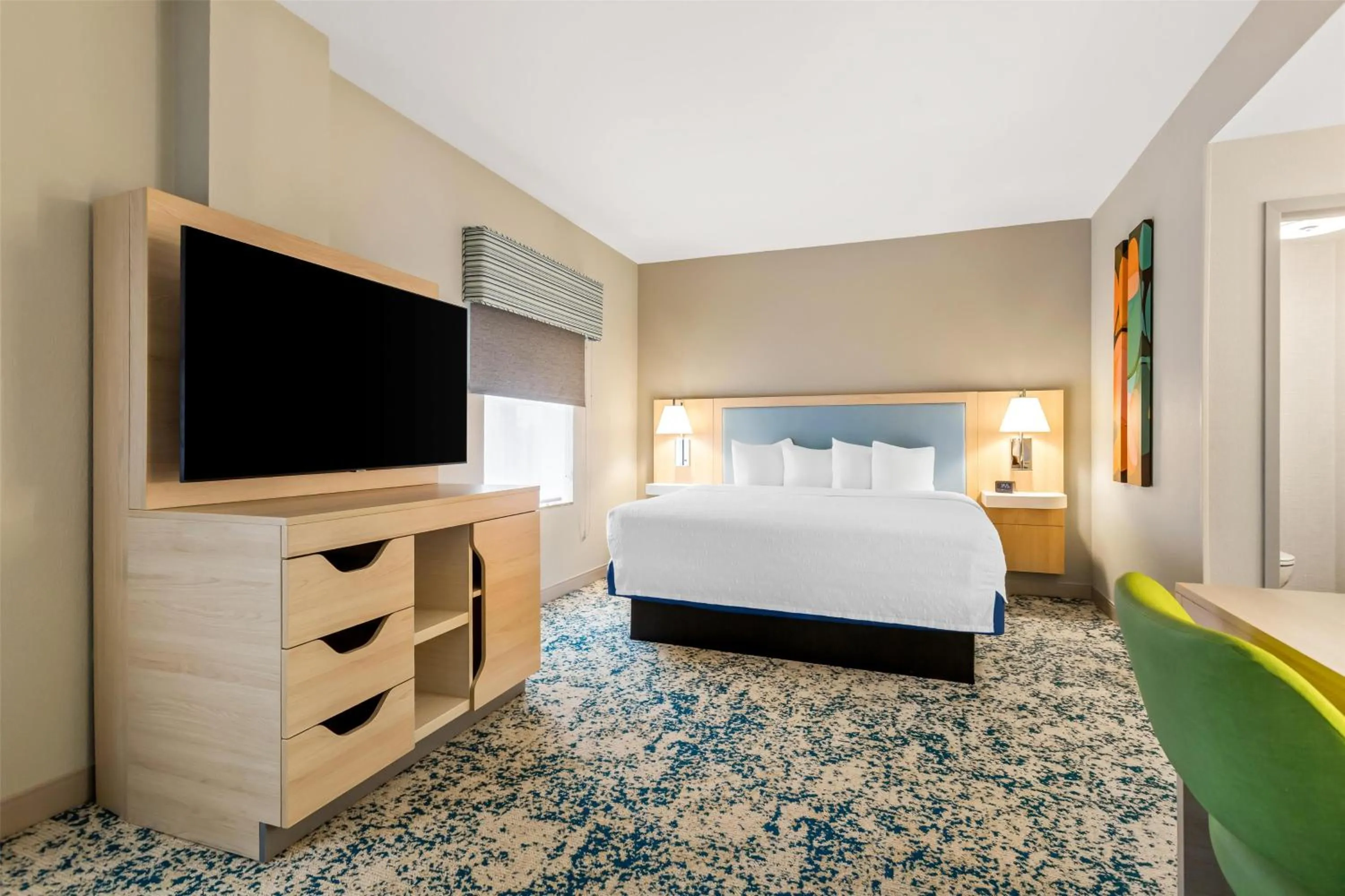 Bed in Hampton Inn & Suites St. Petersburg/Downtown