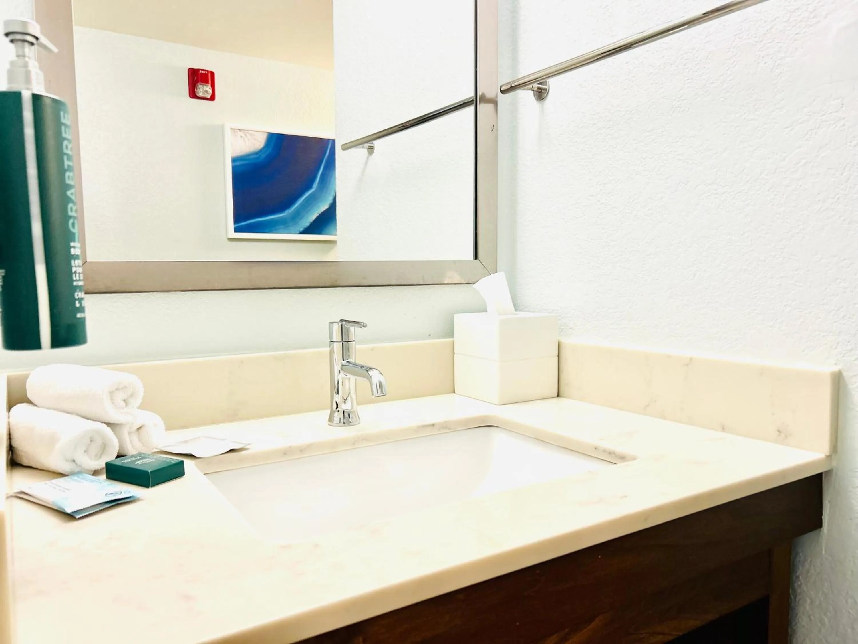 Bathroom in Hilton Pensacola Beach