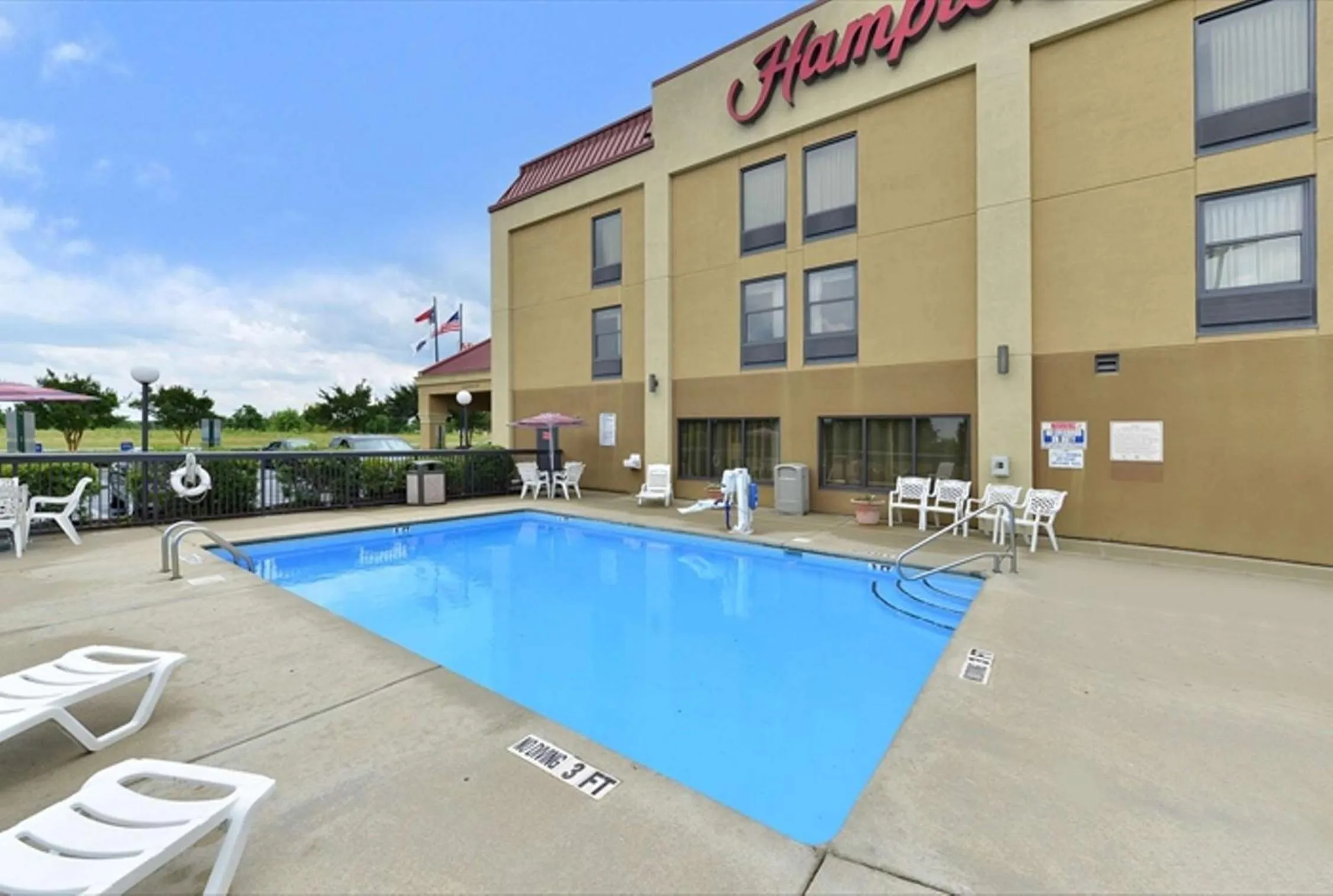 Pool view in Hampton Inn Raleigh Clayton I-40 Garner