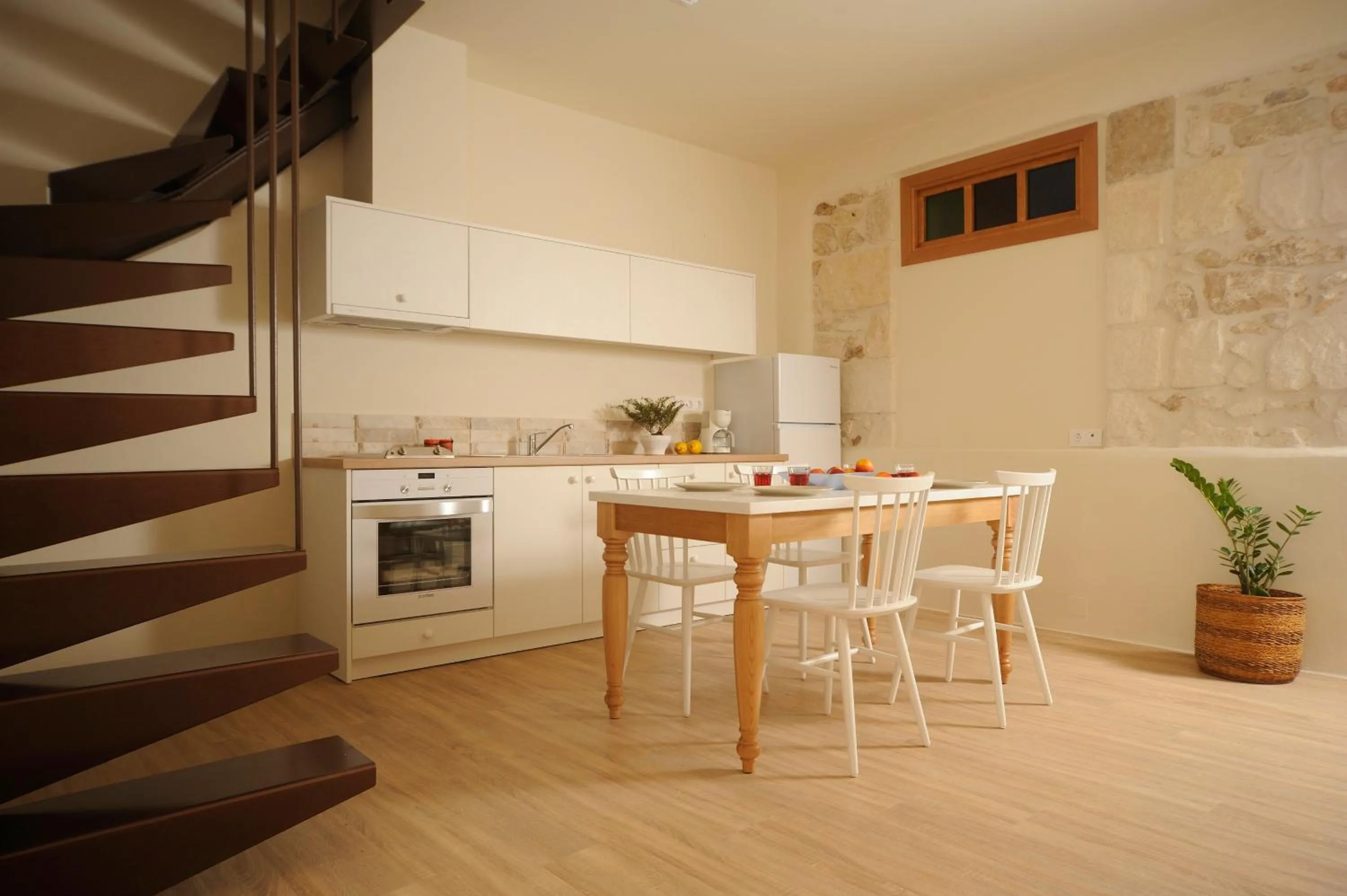 Kitchen or kitchenette in Veranda Rossa Suites