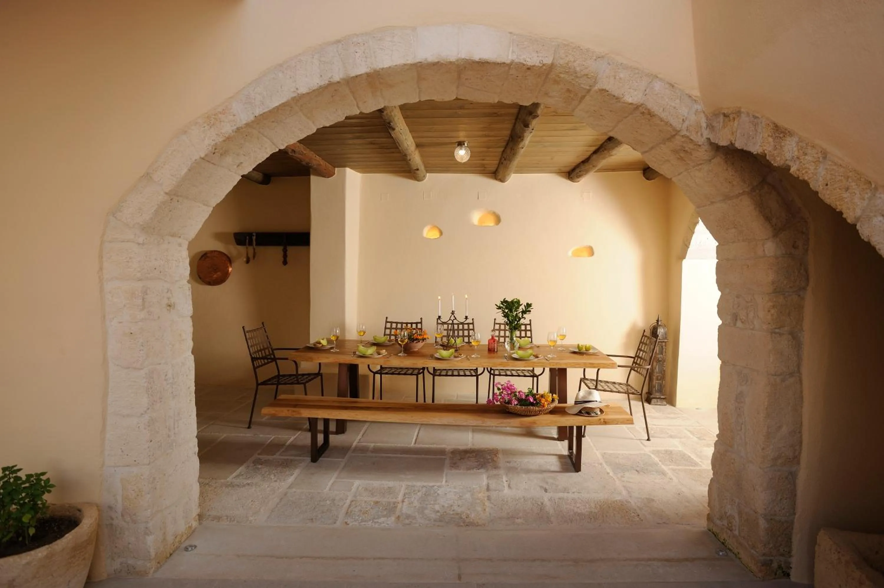 Restaurant/places to eat in Veranda Rossa Suites