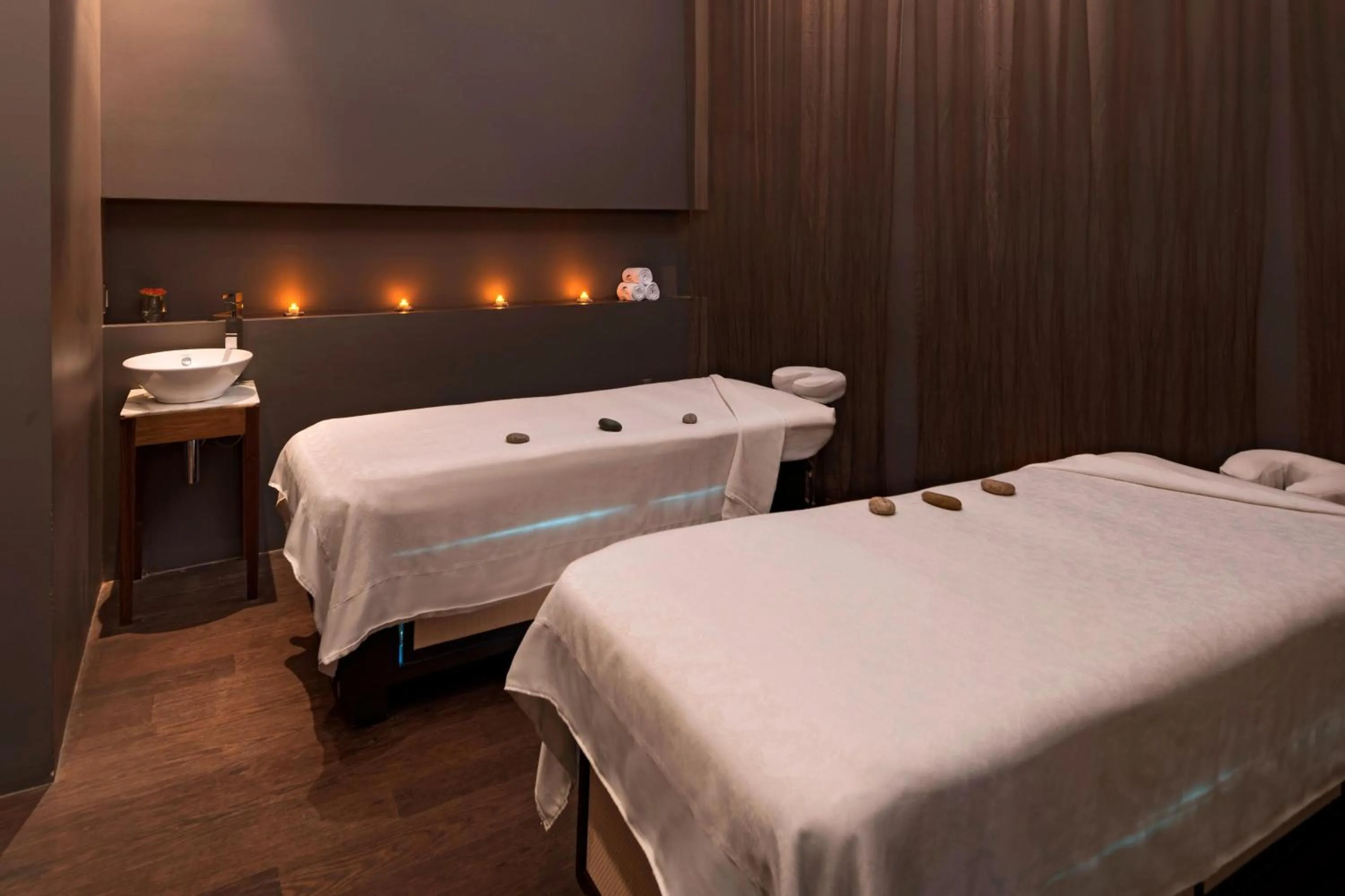 Spa and wellness centre/facilities, Bed in The Westin Santa Fe, Mexico City