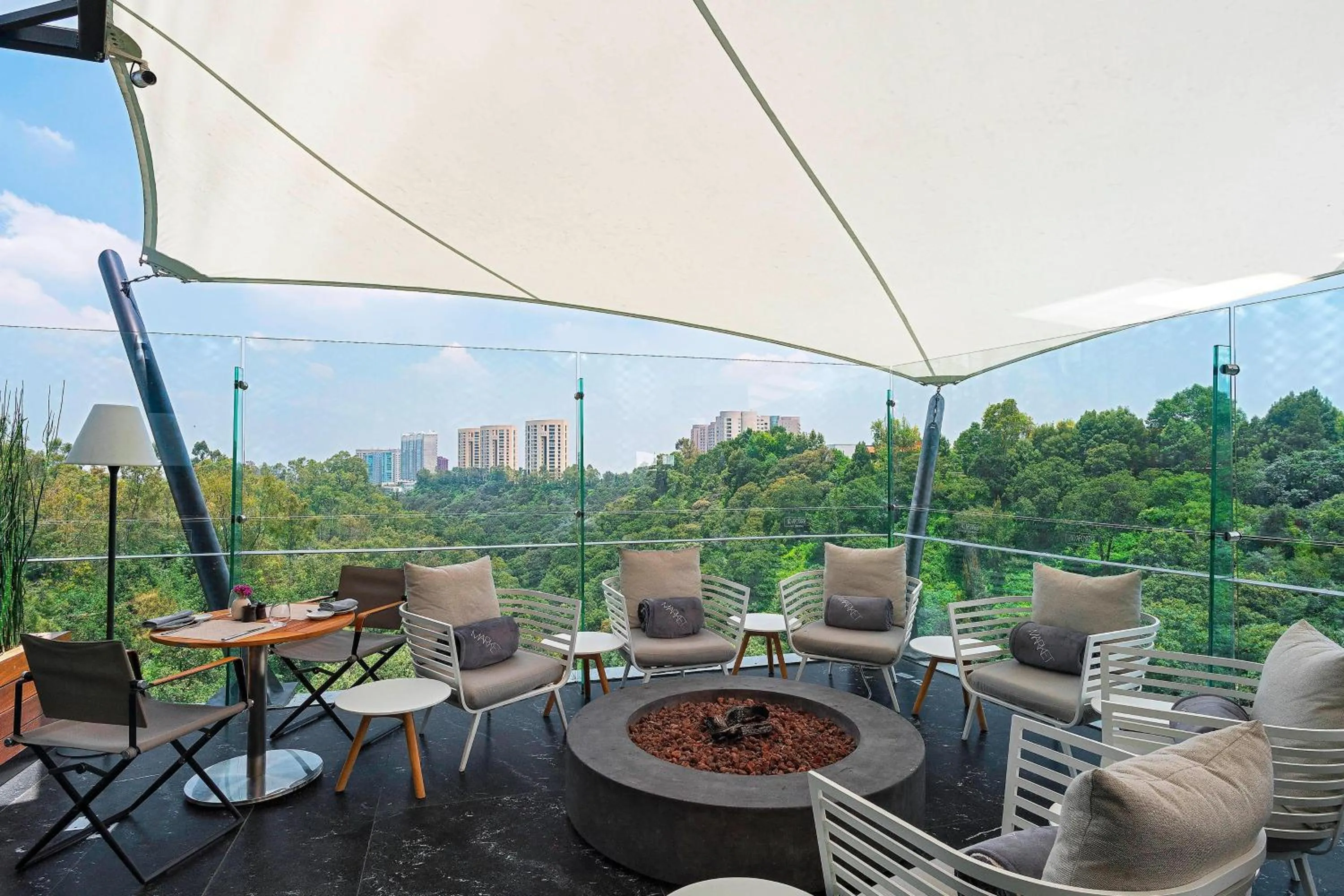 Kitchen or kitchenette in The Westin Santa Fe, Mexico City