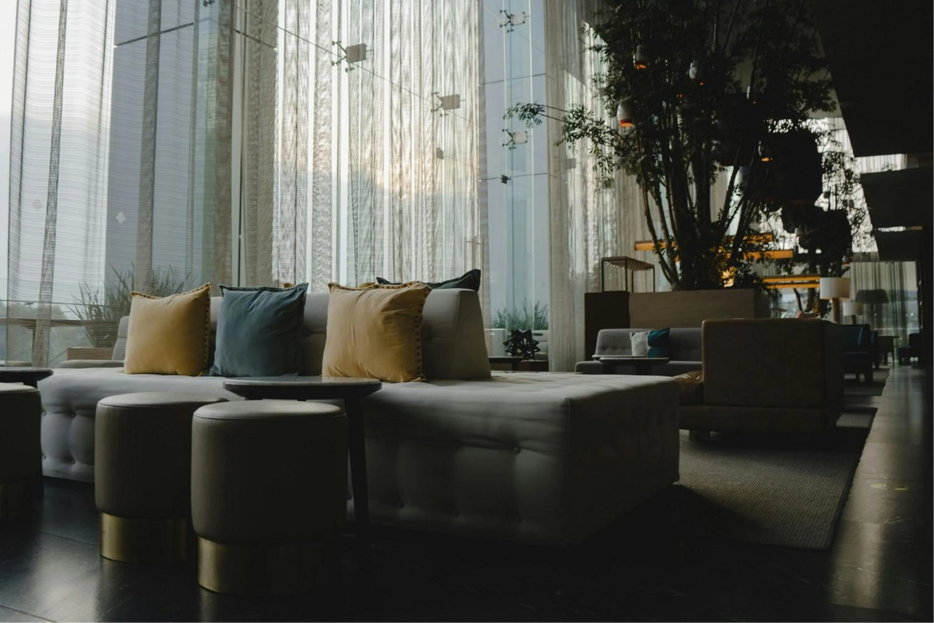 Lounge or bar in The Westin Santa Fe, Mexico City