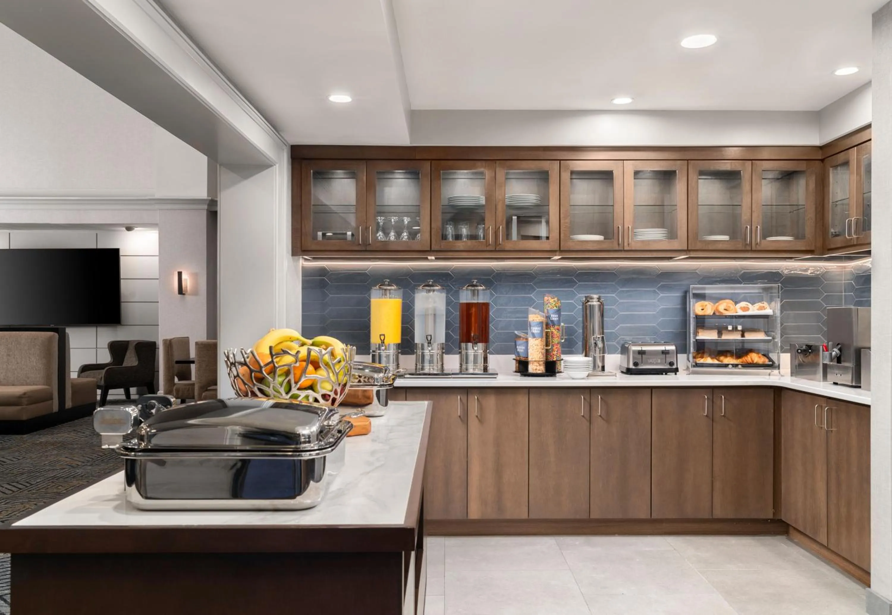 Breakfast in Homewood Suites by Hilton Chester