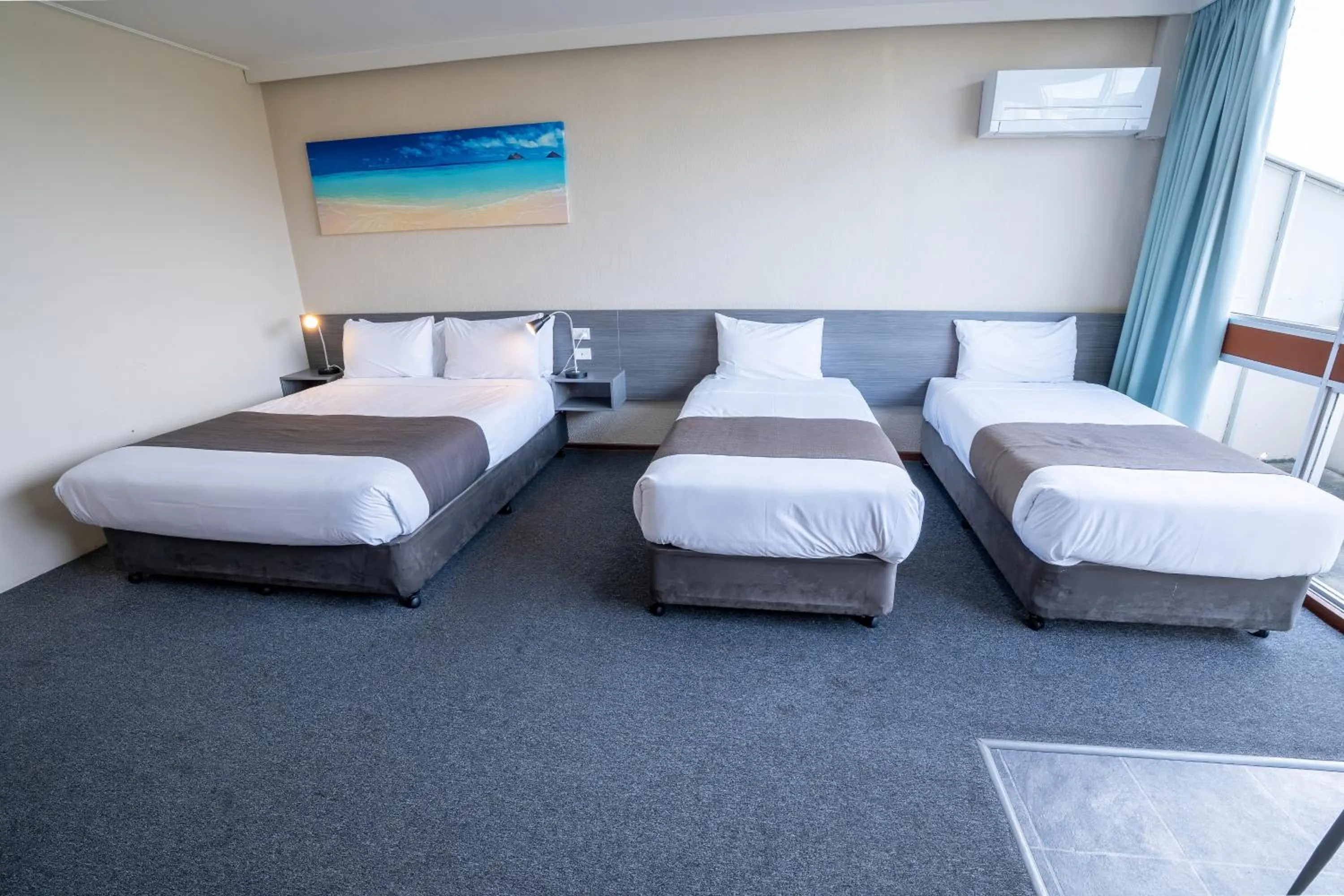 Bed in Bayside Hotel