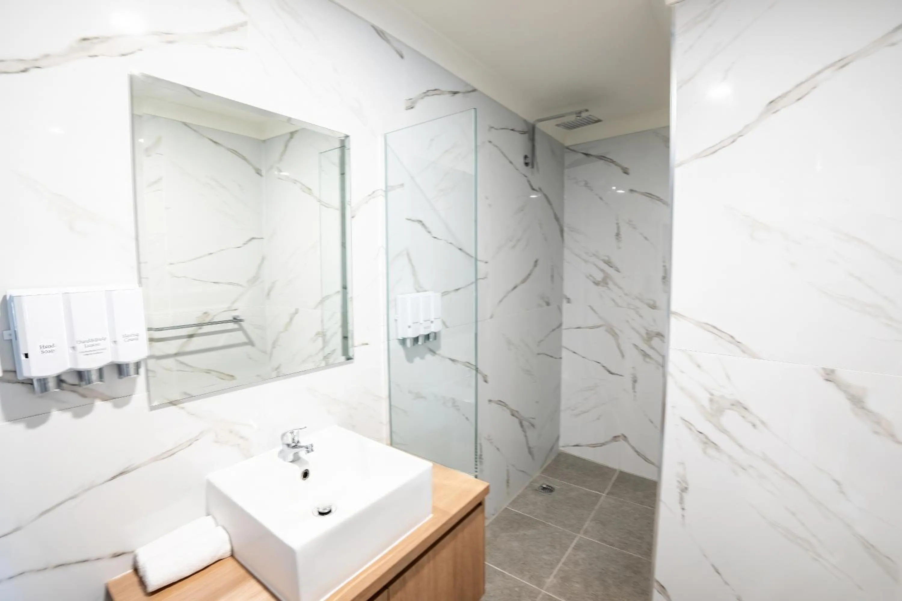 Bathroom in Bayside Hotel