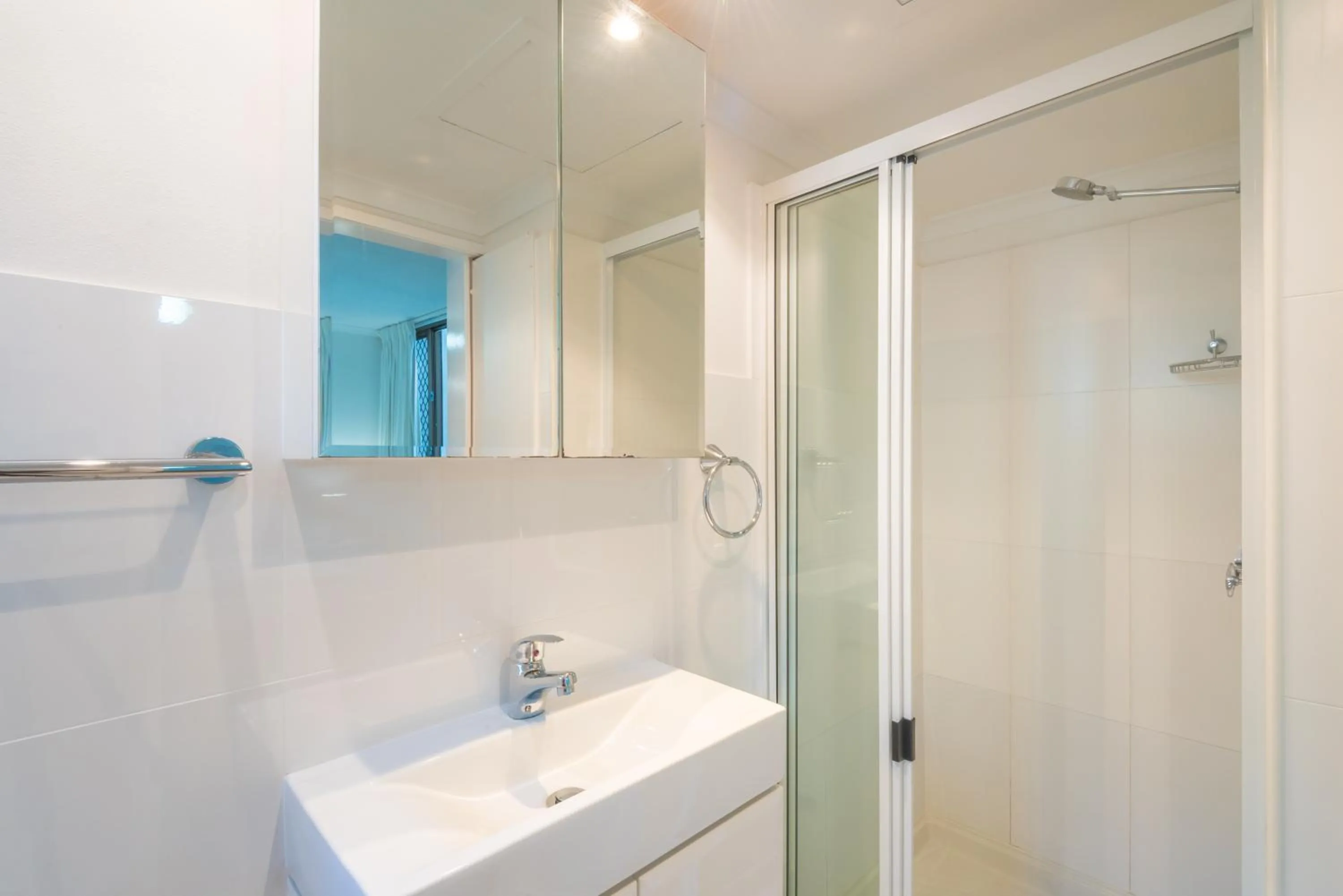 Bathroom in Munna Beach Apartments