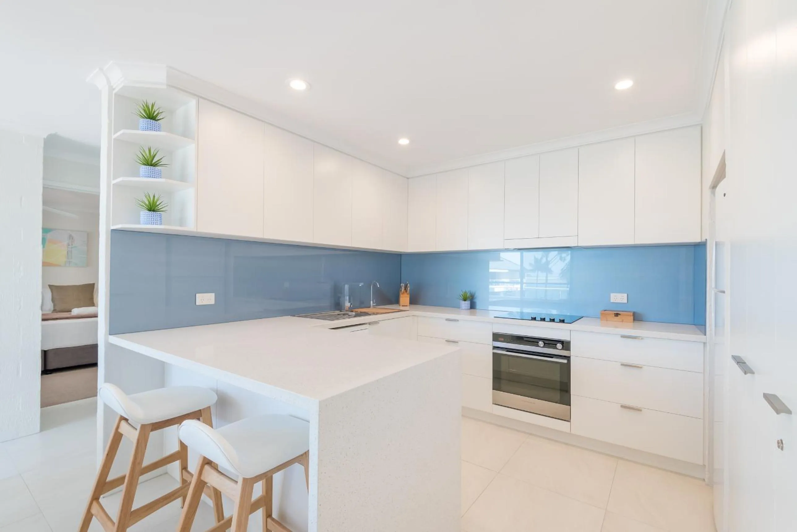 Kitchen or kitchenette in Munna Beach Apartments