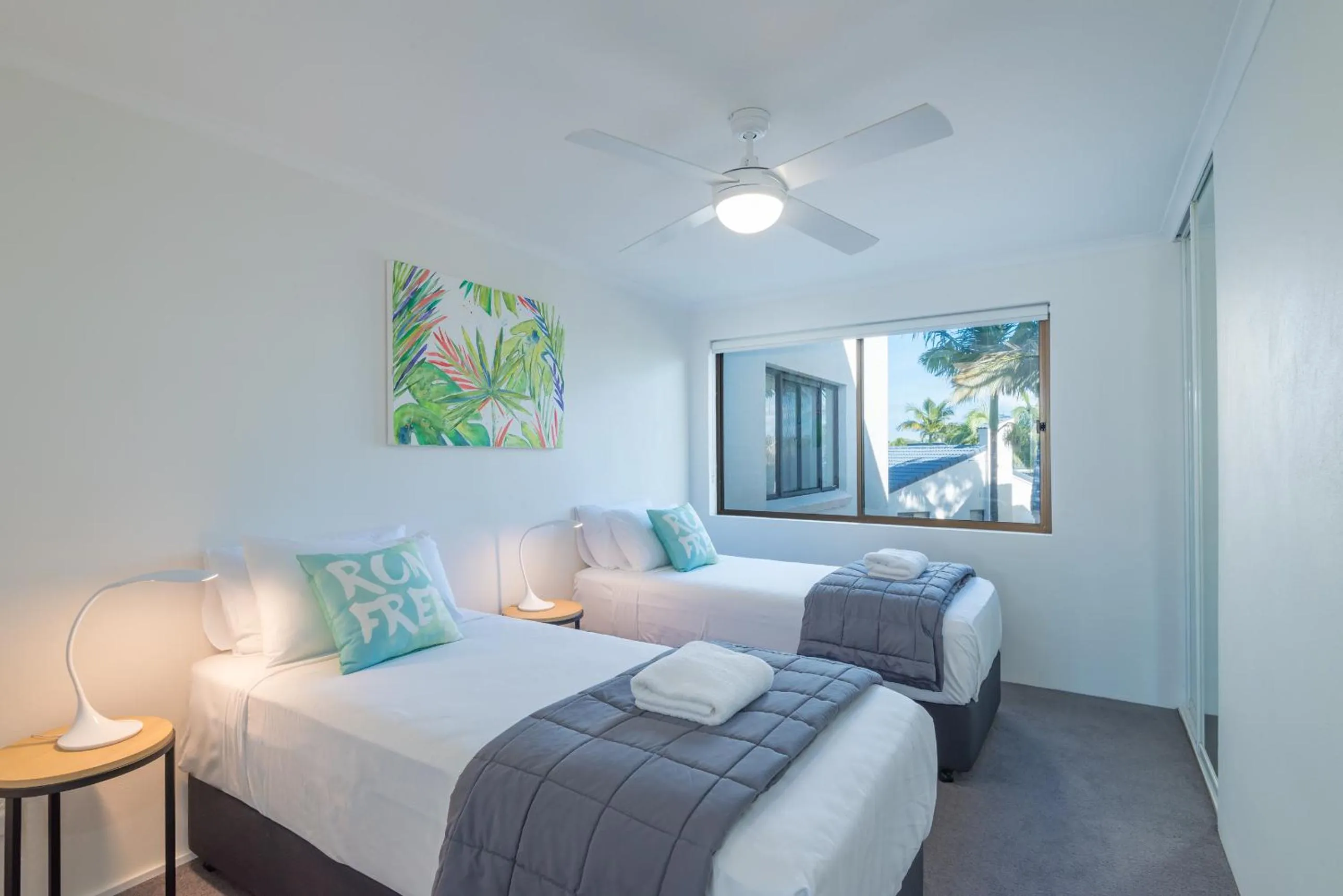 Bedroom, Bed in Munna Beach Apartments