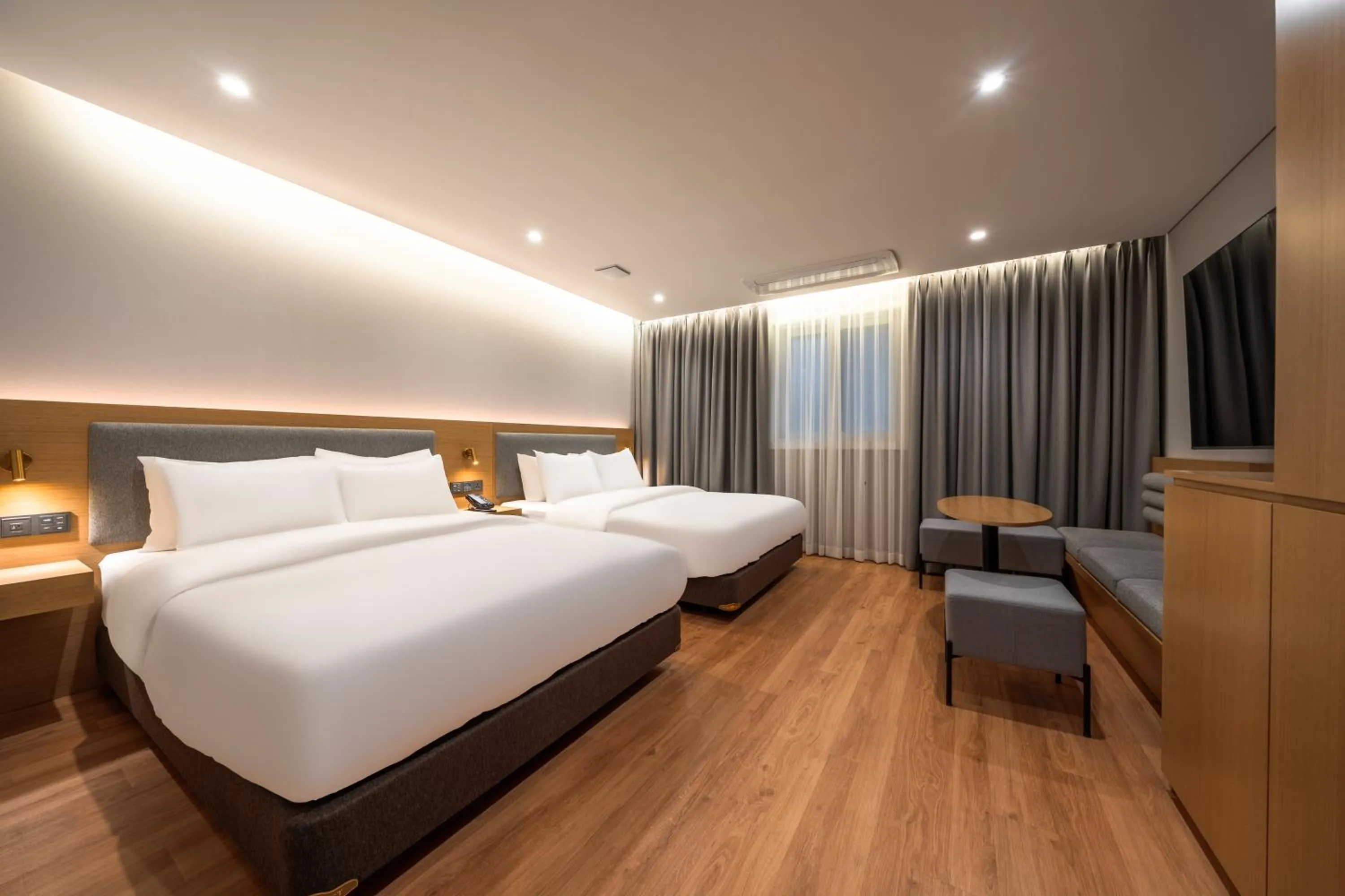 Bed in Comfort inn Yeouido