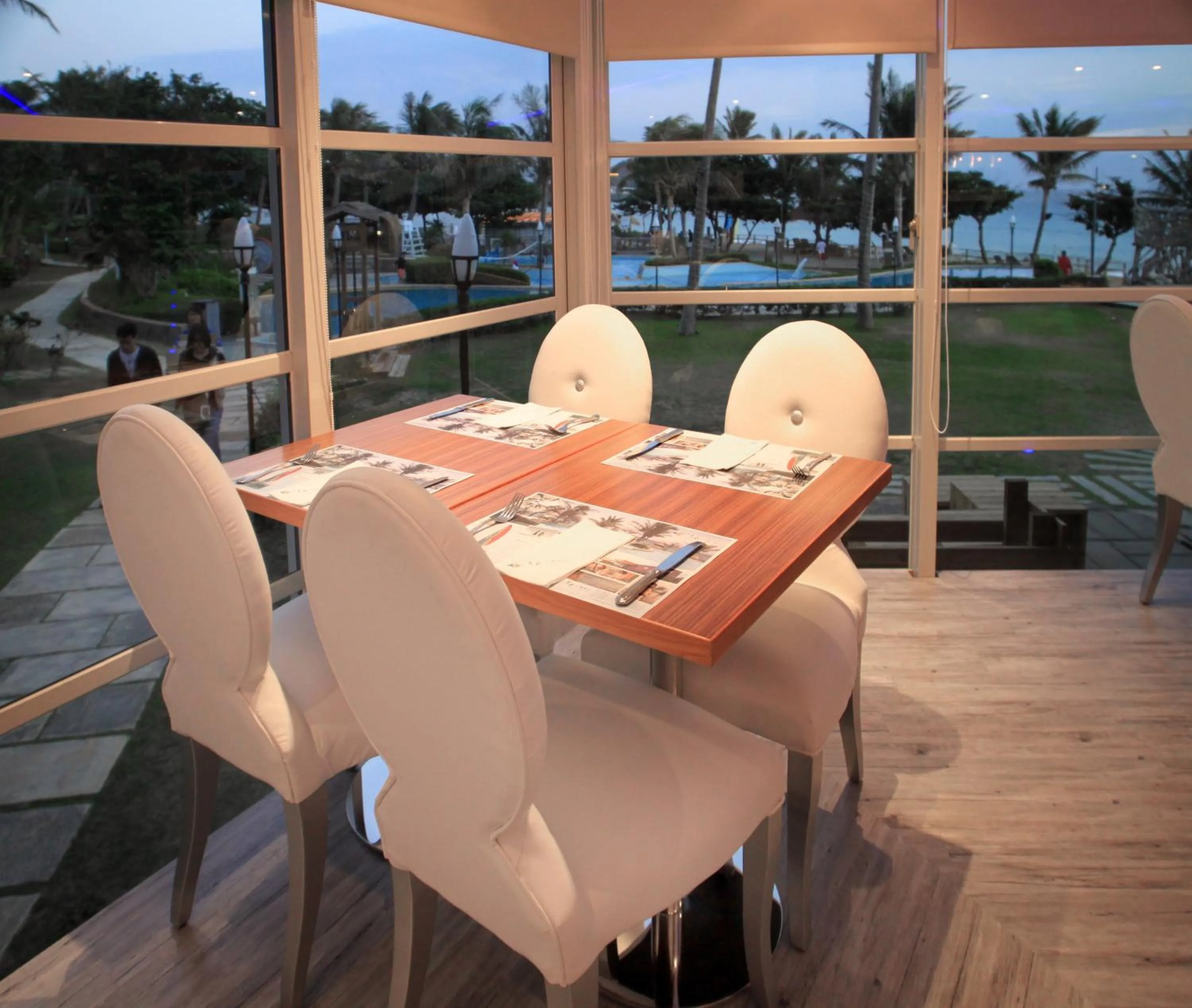 Breakfast in Chateau Beach Resort Kenting