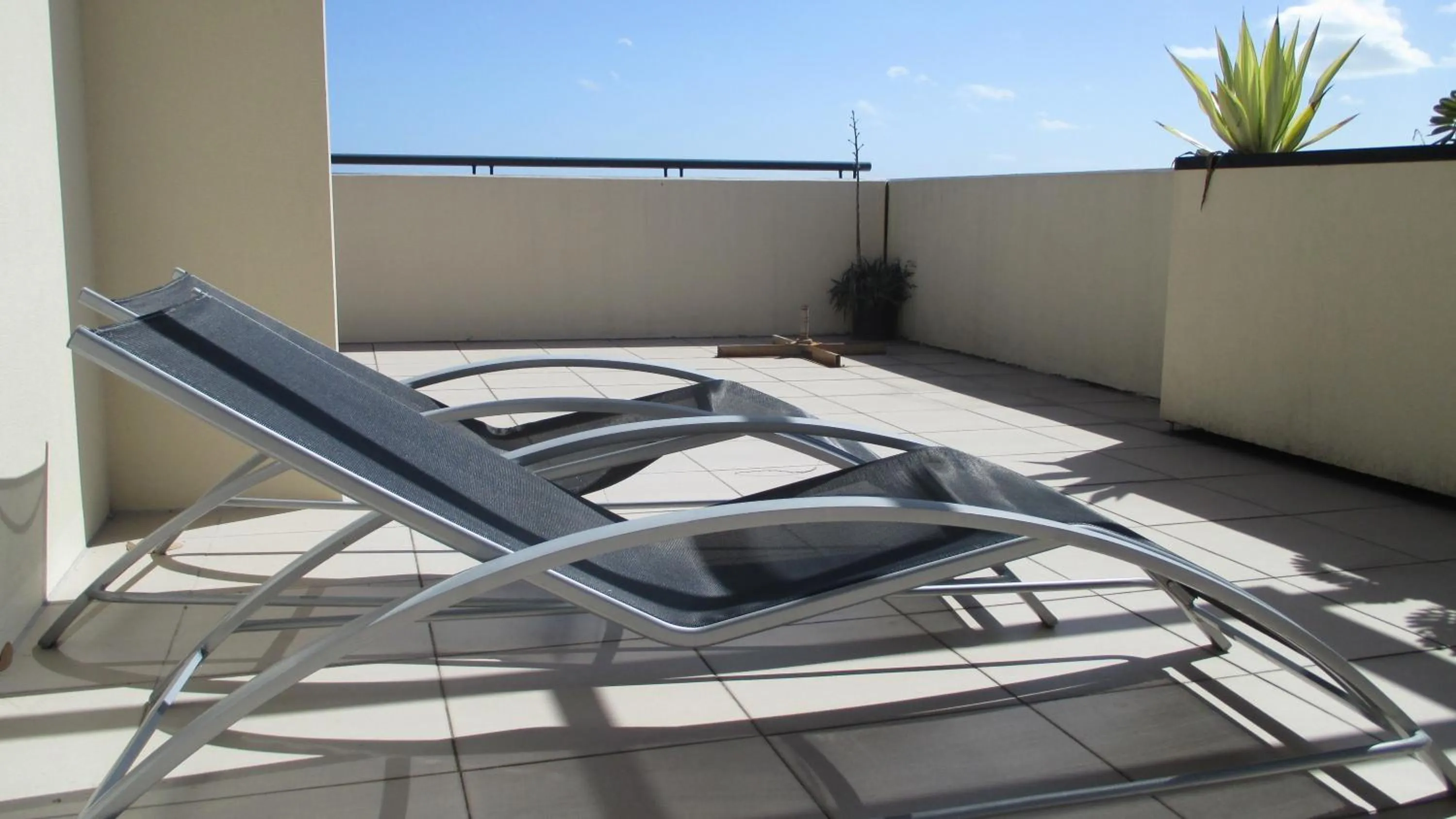 Balcony/Terrace in Edge Apartments Cairns