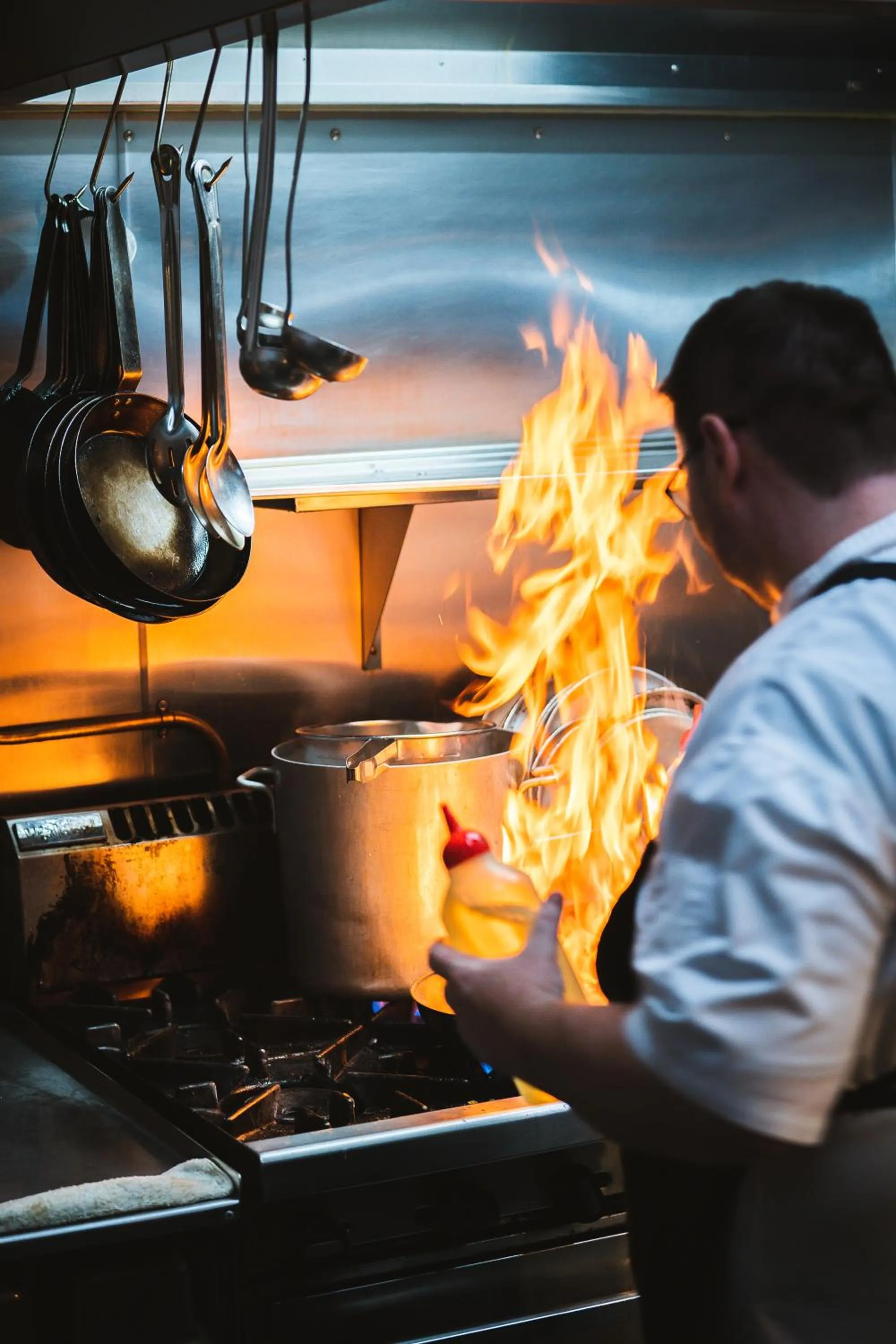 kitchen in Hotel Launceston