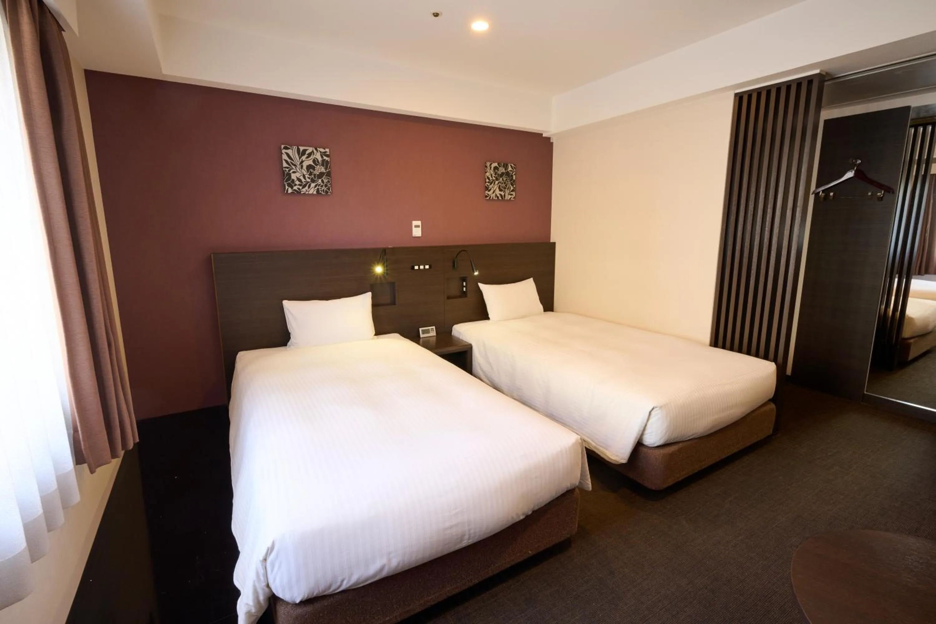 Photo of the whole room, Bed in Smile Hotel Kyoto Shijo