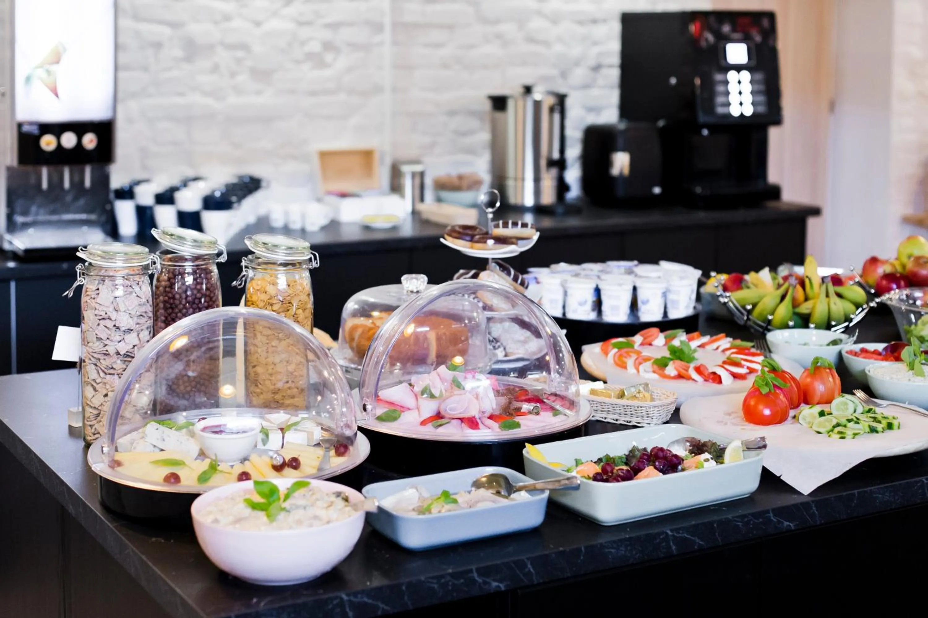 Buffet breakfast in Hotel Silver