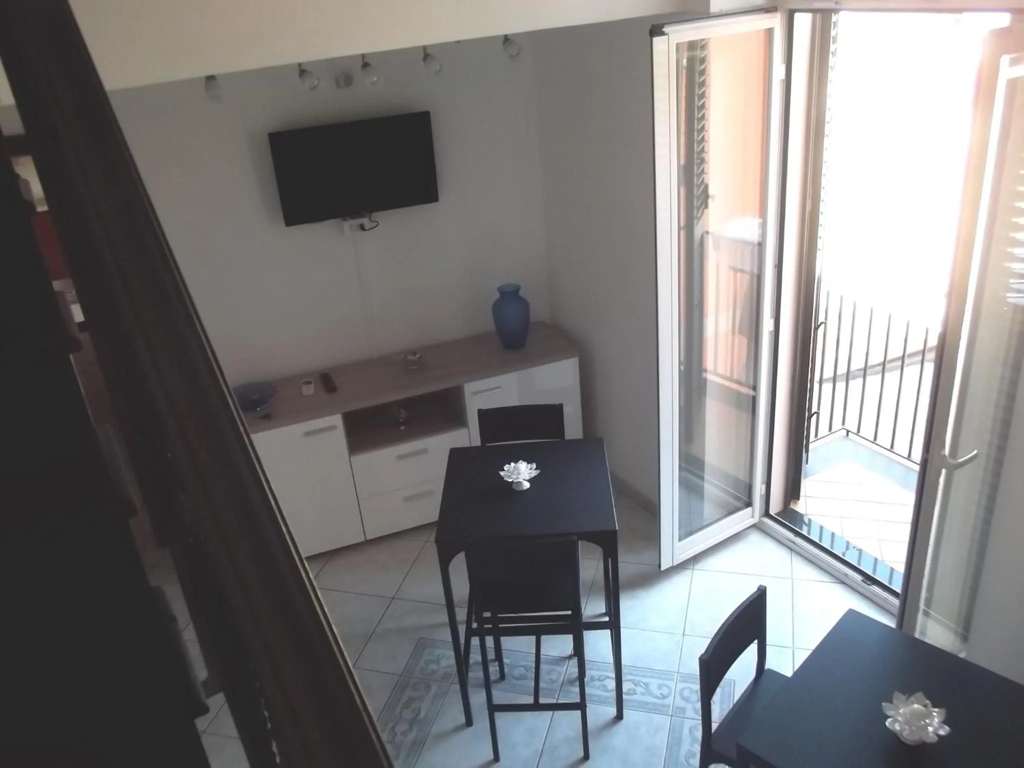 Communal lounge/ TV room in B&B del Mare