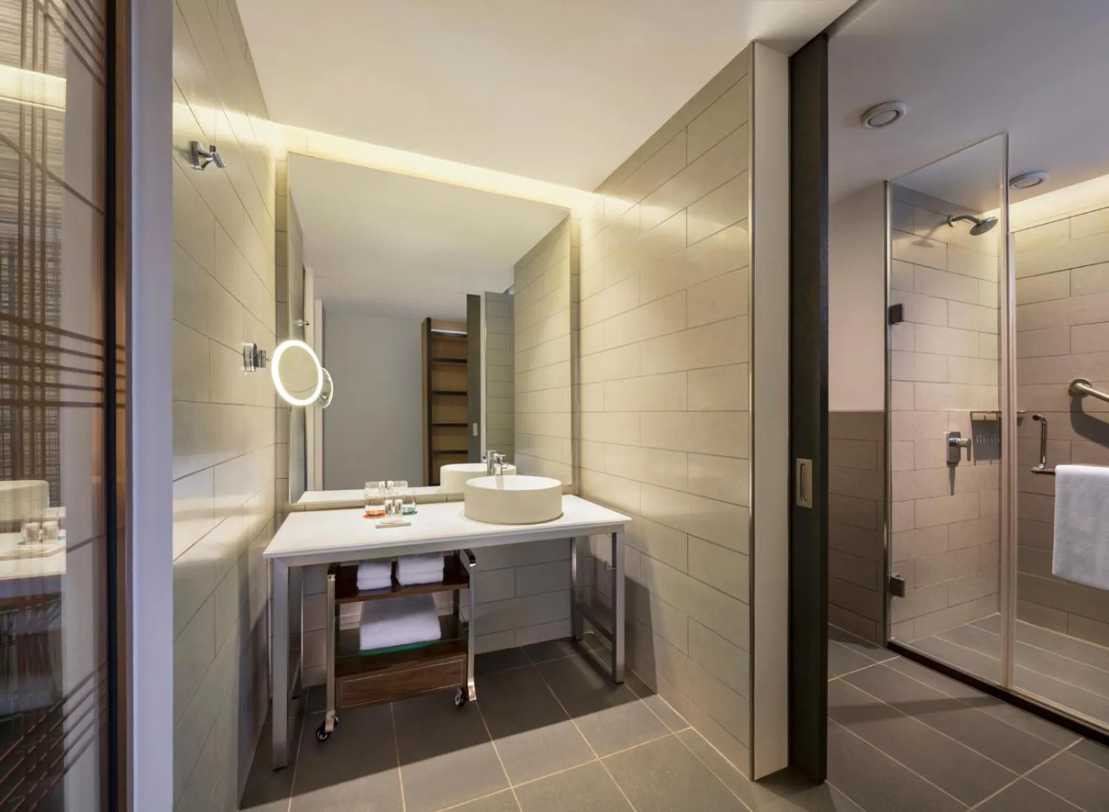 Shower in Le Meridien Goa, Calangute