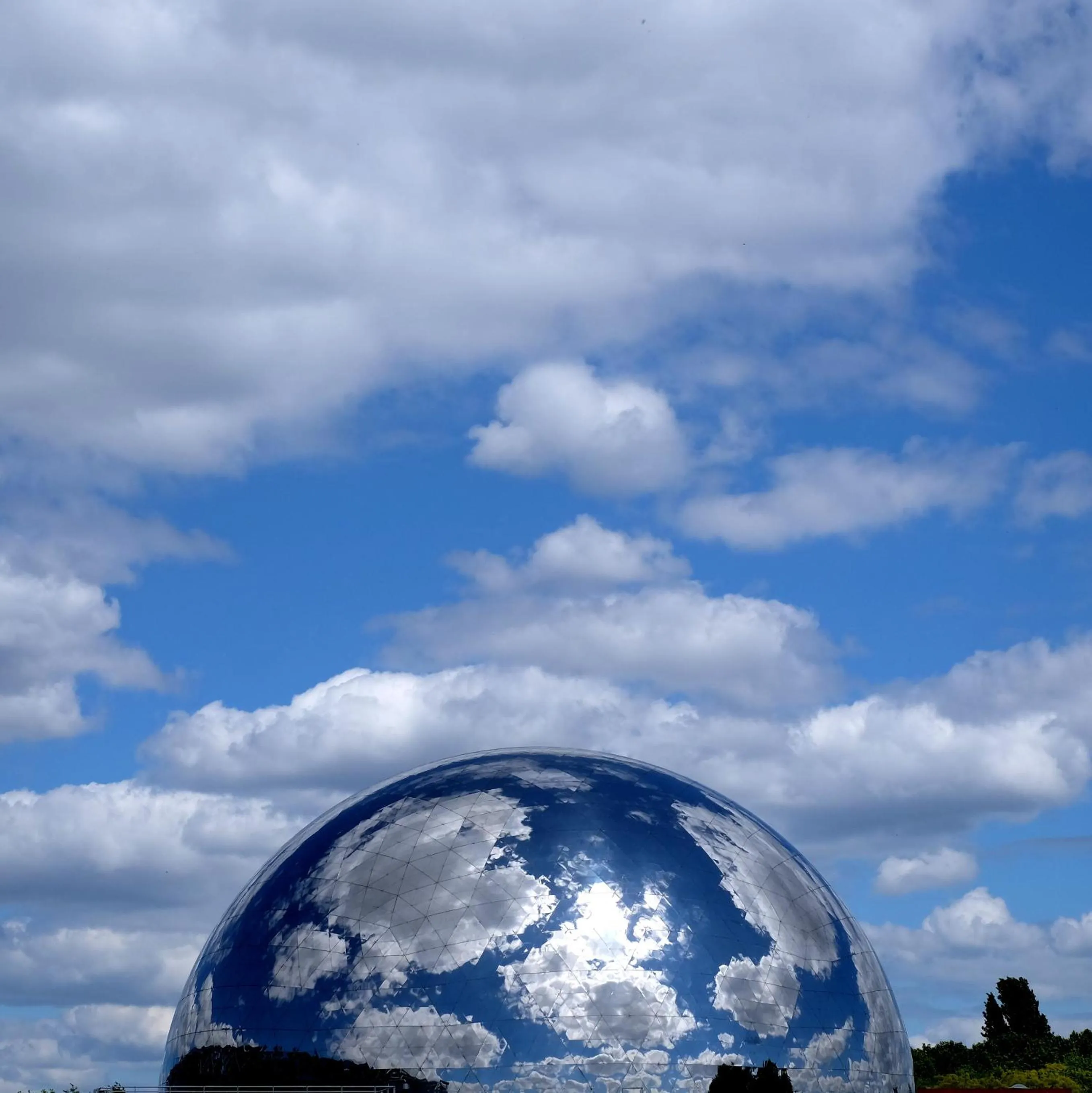Nearby landmark in Art Hotel Paris Est